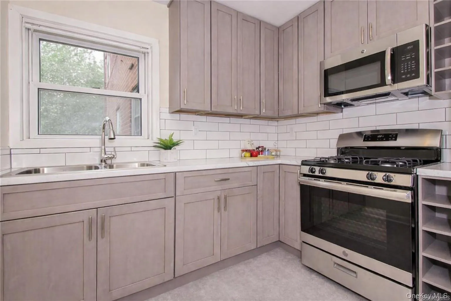 330 Broadway, Greenburgh, NY, 1 Bedroom Bedrooms, 3 Rooms Rooms,1 BathroomBathrooms,Residential Lease,For Rent,Broadway,0,986733 330 Broadway, Greenburgh, NY, 1 Bedroom Bedrooms, 3 Rooms Rooms,1 BathroomBathrooms,Residential Lease,For Rent,Broadway,0,986733