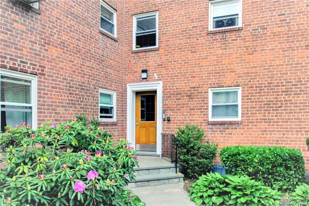 330 Broadway, Greenburgh, NY, 1 Bedroom Bedrooms, 3 Rooms Rooms,1 BathroomBathrooms,Residential Lease,For Rent,Broadway,0,986733 330 Broadway, Greenburgh, NY, 1 Bedroom Bedrooms, 3 Rooms Rooms,1 BathroomBathrooms,Residential Lease,For Rent,Broadway,0,986733