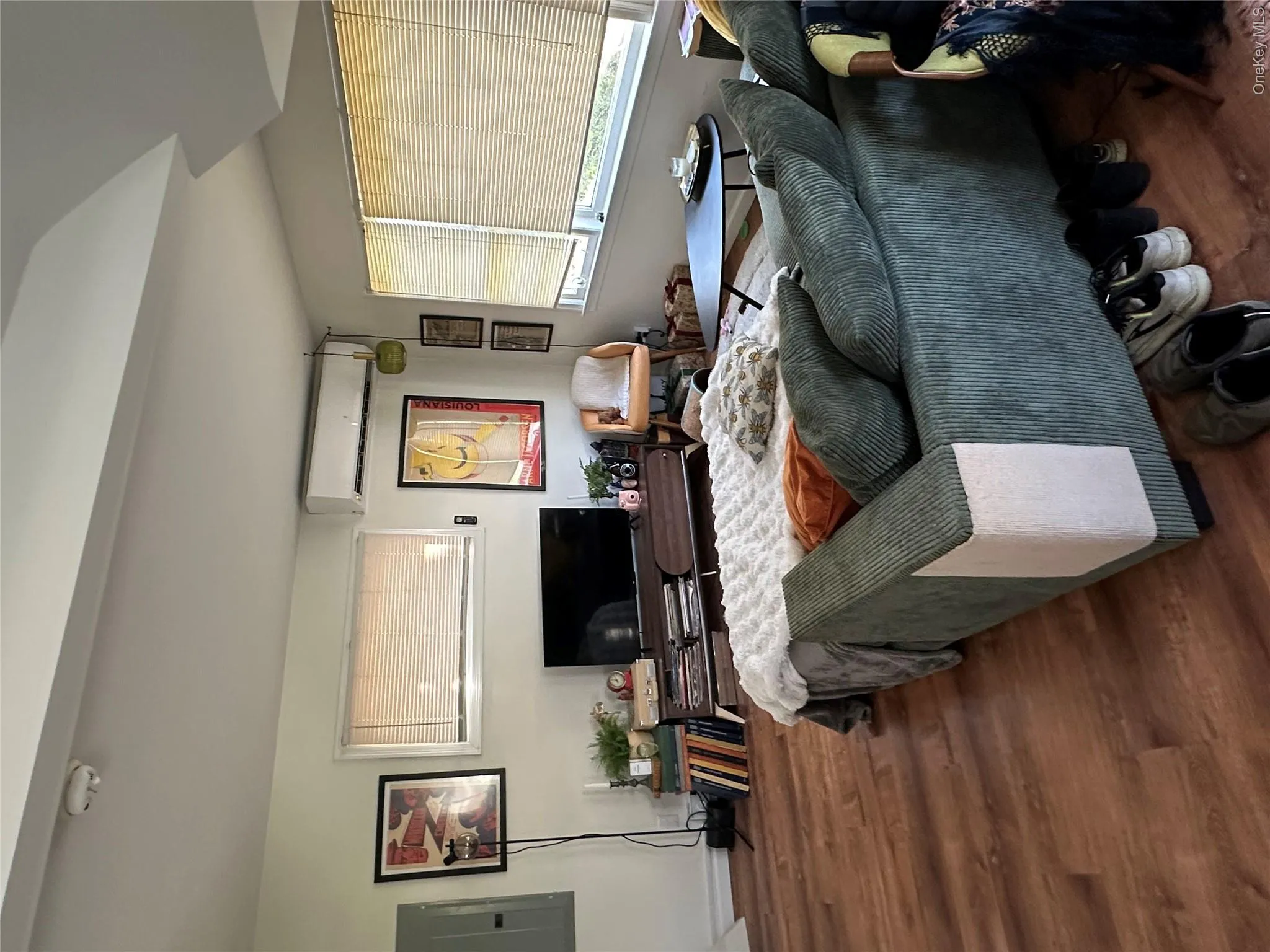 11 Upper Hillman Road, Warwick (town), NY, 2 Bedrooms Bedrooms, 5 Rooms Rooms,2 BathroomsBathrooms,Residential Lease,For Rent,Upper Hillman,0,986800 11 Upper Hillman Road, Warwick (town), NY, 2 Bedrooms Bedrooms, 5 Rooms Rooms,2 BathroomsBathrooms,Residential Lease,For Rent,Upper Hillman,0,986800