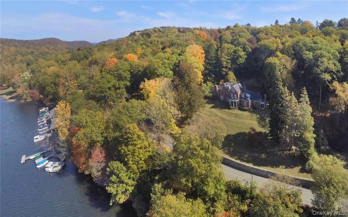 Steps away from private club boat house and docks Steps away from private club boat house and docks