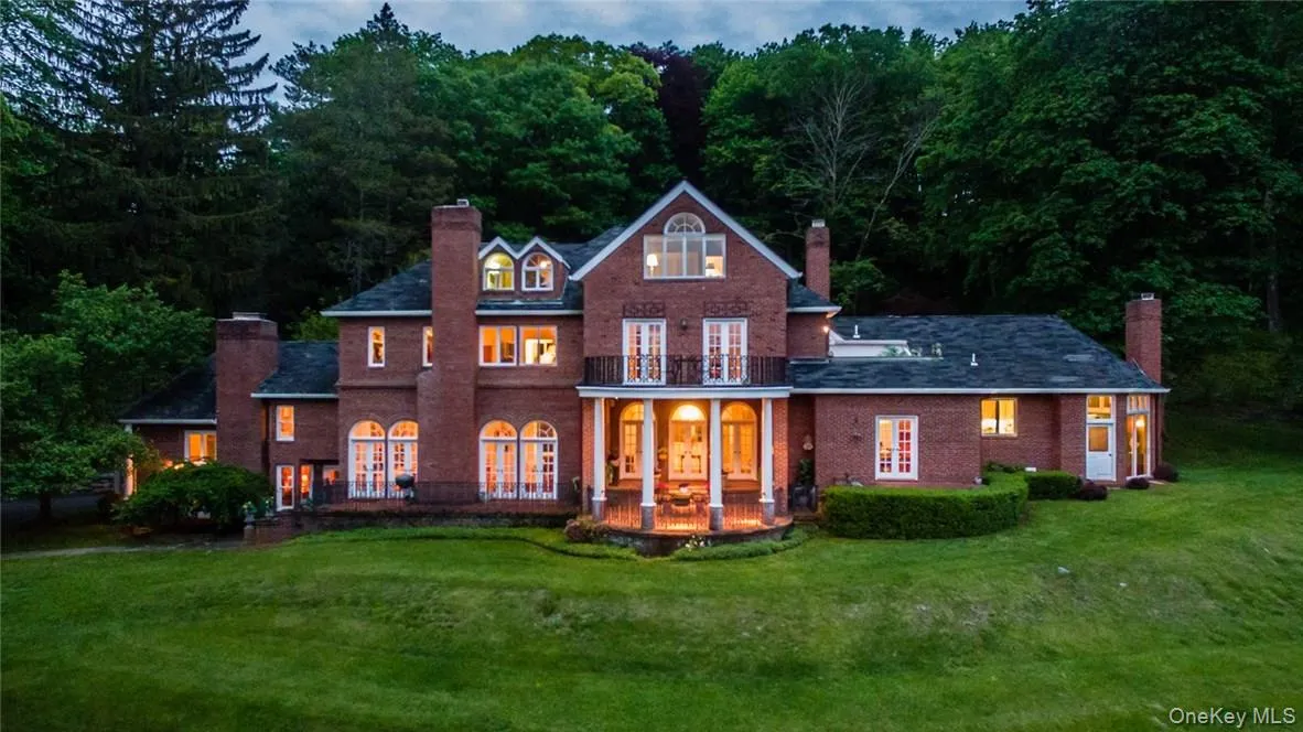 Architect designed custom brick 6,000 square foot estate overlooking Tuxedo Lake Architect designed custom brick 6,000 square foot estate overlooking Tuxedo Lake