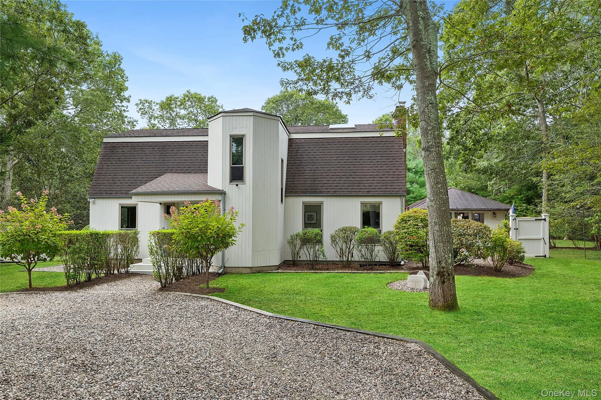 11 Sandown Court, East Hampton, NY, 3 Bedrooms Bedrooms, 6 Rooms Rooms,3 BathroomsBathrooms,Residential Lease,For Rent,Sandown Court,0,986822 11 Sandown Court, East Hampton, NY, 3 Bedrooms Bedrooms, 6 Rooms Rooms,3 BathroomsBathrooms,Residential Lease,For Rent,Sandown Court,0,986822