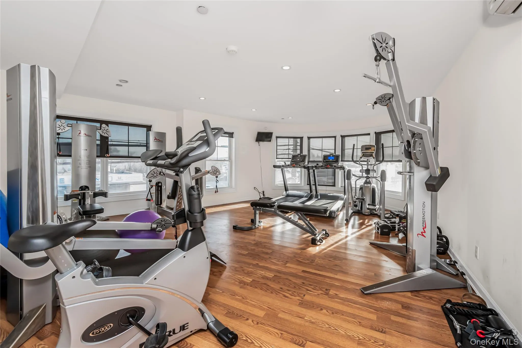 80 Old Boston Post Road, New Rochelle, NY, 3 Bedrooms Bedrooms, 6 Rooms Rooms,2 BathroomsBathrooms,Residential Sale,For Rent,Old Boston Post,0,986834 80 Old Boston Post Road, New Rochelle, NY, 3 Bedrooms Bedrooms, 6 Rooms Rooms,2 BathroomsBathrooms,Residential Sale,For Rent,Old Boston Post,0,986834