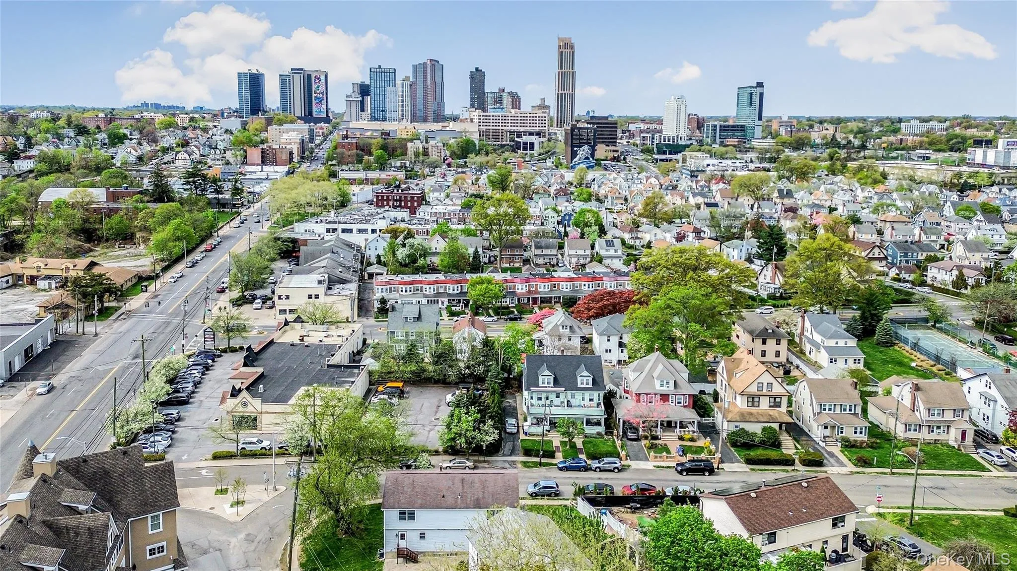 80 Old Boston Post Road, New Rochelle, NY, 3 Bedrooms Bedrooms, 6 Rooms Rooms,2 BathroomsBathrooms,Residential Sale,For Rent,Old Boston Post,0,986834 80 Old Boston Post Road, New Rochelle, NY, 3 Bedrooms Bedrooms, 6 Rooms Rooms,2 BathroomsBathrooms,Residential Sale,For Rent,Old Boston Post,0,986834