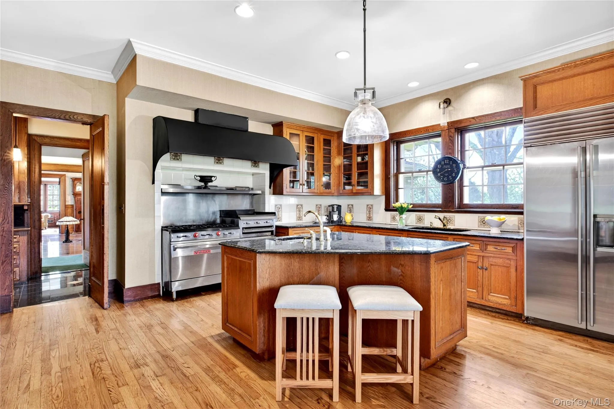 25 West Drive, North Hempstead, NY, 7 Bedrooms Bedrooms, 19 Rooms Rooms,4 BathroomsBathrooms,Residential,For Rent,West,0,986838 25 West Drive, North Hempstead, NY, 7 Bedrooms Bedrooms, 19 Rooms Rooms,4 BathroomsBathrooms,Residential,For Rent,West,0,986838