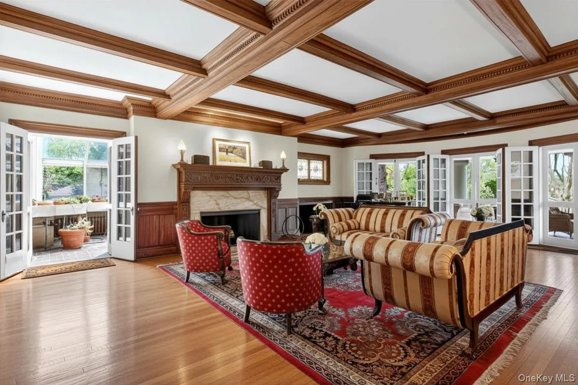 25 West Drive, North Hempstead, NY, 7 Bedrooms Bedrooms, 19 Rooms Rooms,4 BathroomsBathrooms,Residential,For Rent,West,0,986838 25 West Drive, North Hempstead, NY, 7 Bedrooms Bedrooms, 19 Rooms Rooms,4 BathroomsBathrooms,Residential,For Rent,West,0,986838