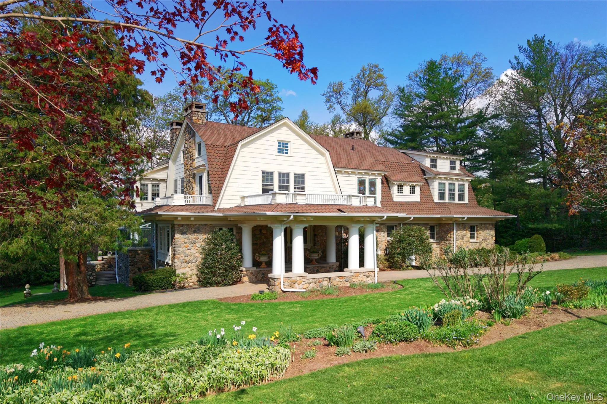 25 West Drive, North Hempstead, NY, 7 Bedrooms Bedrooms, 19 Rooms Rooms,4 BathroomsBathrooms,Residential,For Rent,West,0,986838 25 West Drive, North Hempstead, NY, 7 Bedrooms Bedrooms, 19 Rooms Rooms,4 BathroomsBathrooms,Residential,For Rent,West,0,986838