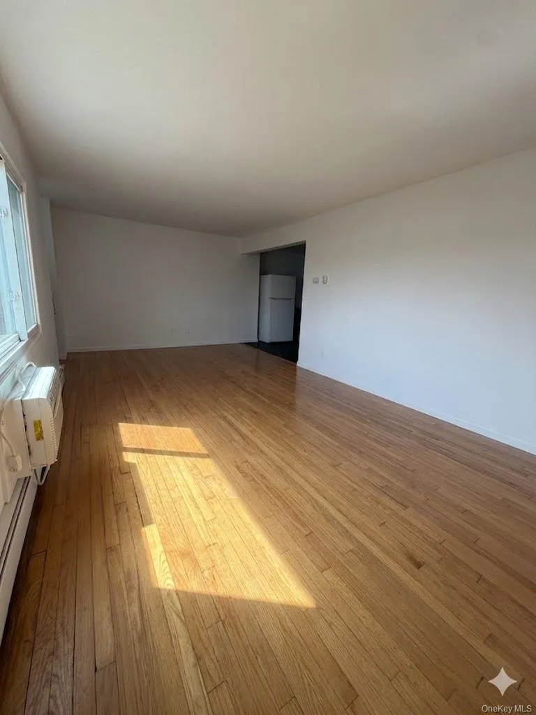 629 Wellwood Avenue, Babylon, NY, 1 Bedroom Bedrooms, 4 Rooms Rooms,1 BathroomBathrooms,Residential Lease,For Rent,Wellwood,0,986842 629 Wellwood Avenue, Babylon, NY, 1 Bedroom Bedrooms, 4 Rooms Rooms,1 BathroomBathrooms,Residential Lease,For Rent,Wellwood,0,986842