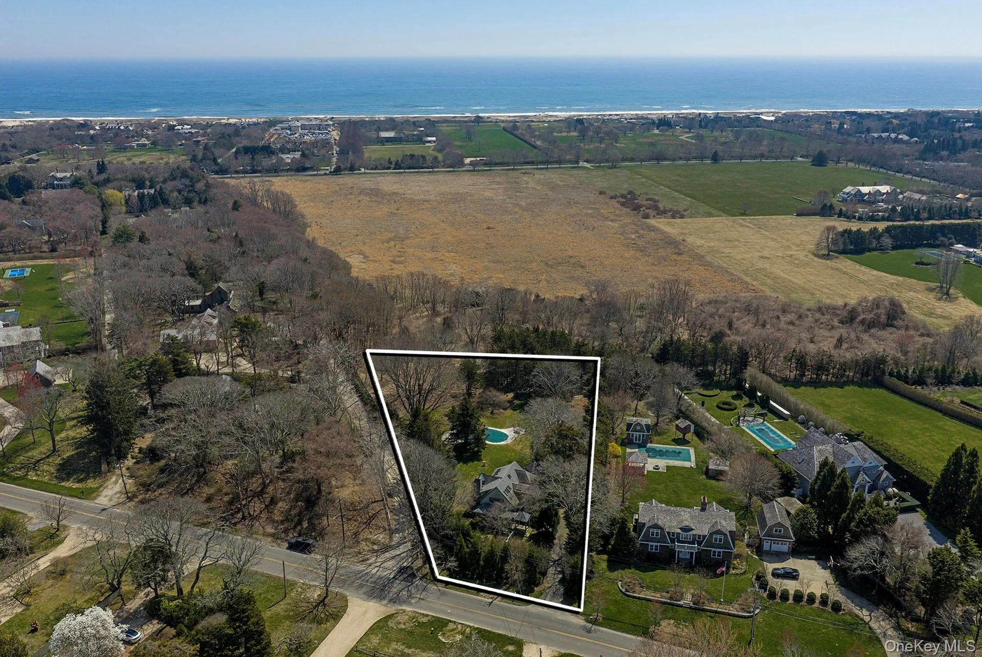 60 Skimhampton Road, East Hampton, NY, 4 Bedrooms Bedrooms, 5 Rooms Rooms,4 BathroomsBathrooms,Residential,For Rent,Skimhampton,0,986848 60 Skimhampton Road, East Hampton, NY, 4 Bedrooms Bedrooms, 5 Rooms Rooms,4 BathroomsBathrooms,Residential,For Rent,Skimhampton,0,986848
