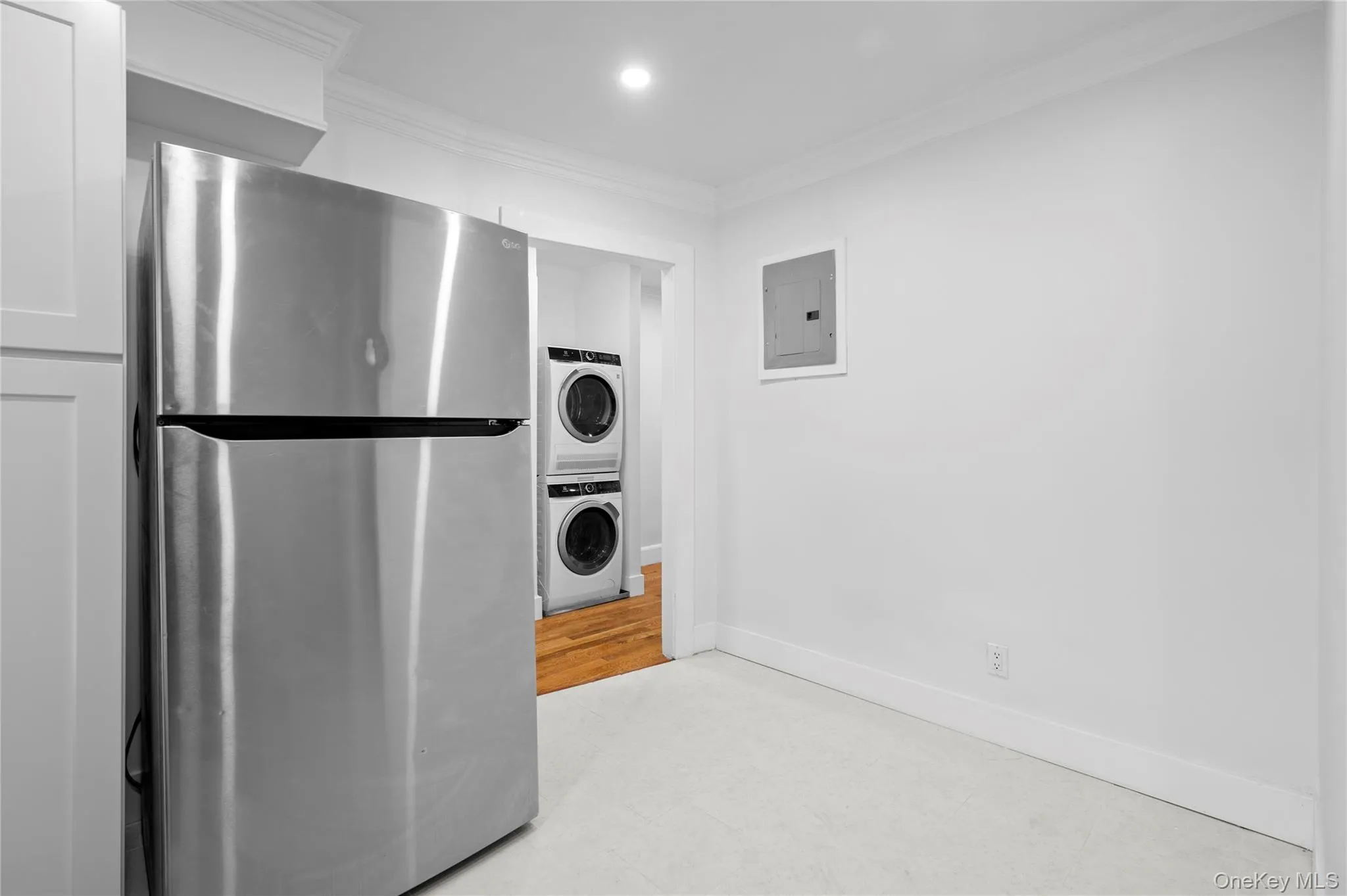 20 Overhill Place, Yonkers, NY, 2 Bedrooms Bedrooms, ,1 BathroomBathrooms,Residential Lease,For Rent,Overhill,0,986853 20 Overhill Place, Yonkers, NY, 2 Bedrooms Bedrooms, ,1 BathroomBathrooms,Residential Lease,For Rent,Overhill,0,986853