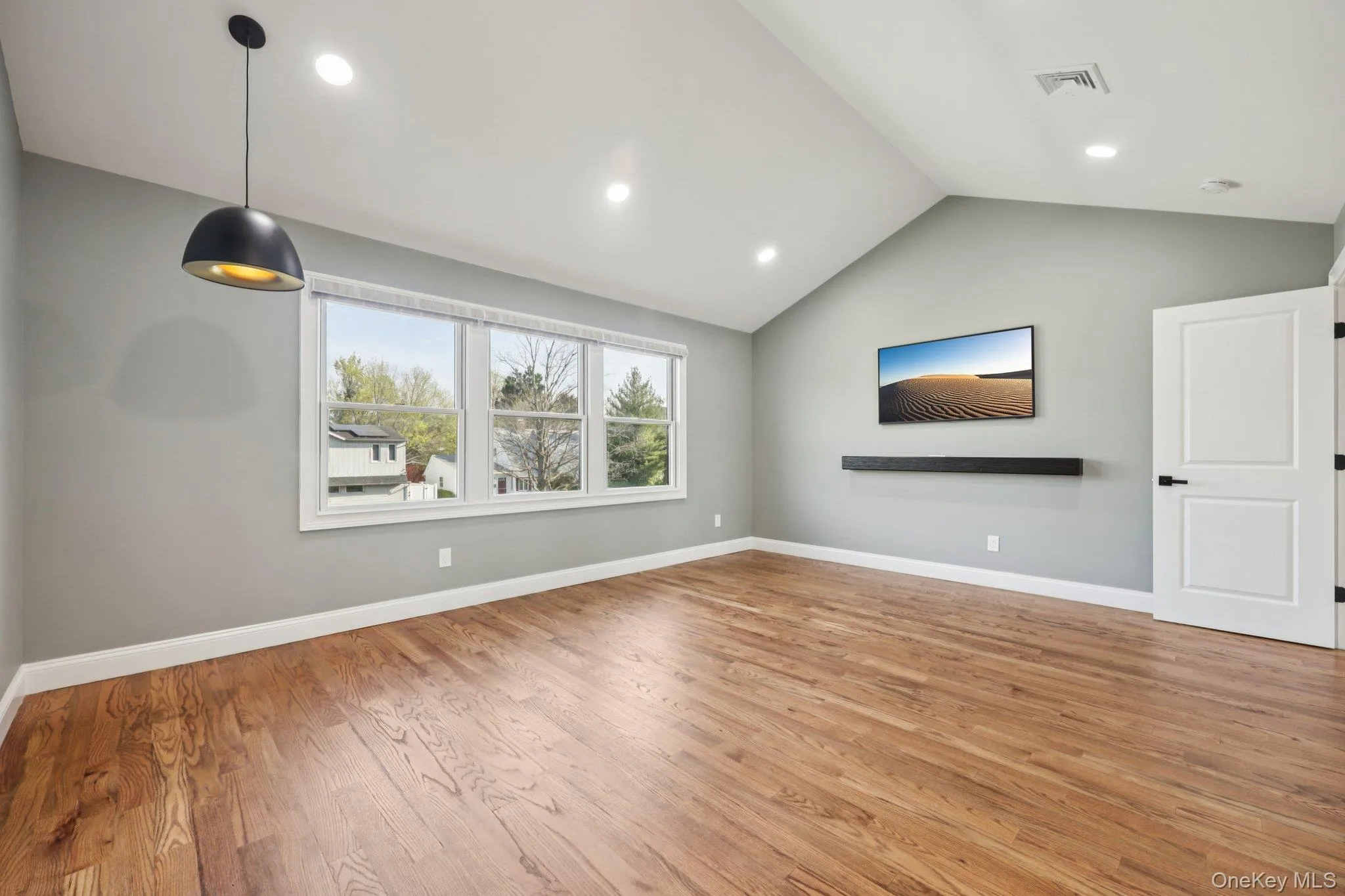 129 Tardy Lane, Hempstead, NY, 5 Bedrooms Bedrooms, 9 Rooms Rooms,4 BathroomsBathrooms,Residential,For Rent,Tardy,0,986857 129 Tardy Lane, Hempstead, NY, 5 Bedrooms Bedrooms, 9 Rooms Rooms,4 BathroomsBathrooms,Residential,For Rent,Tardy,0,986857