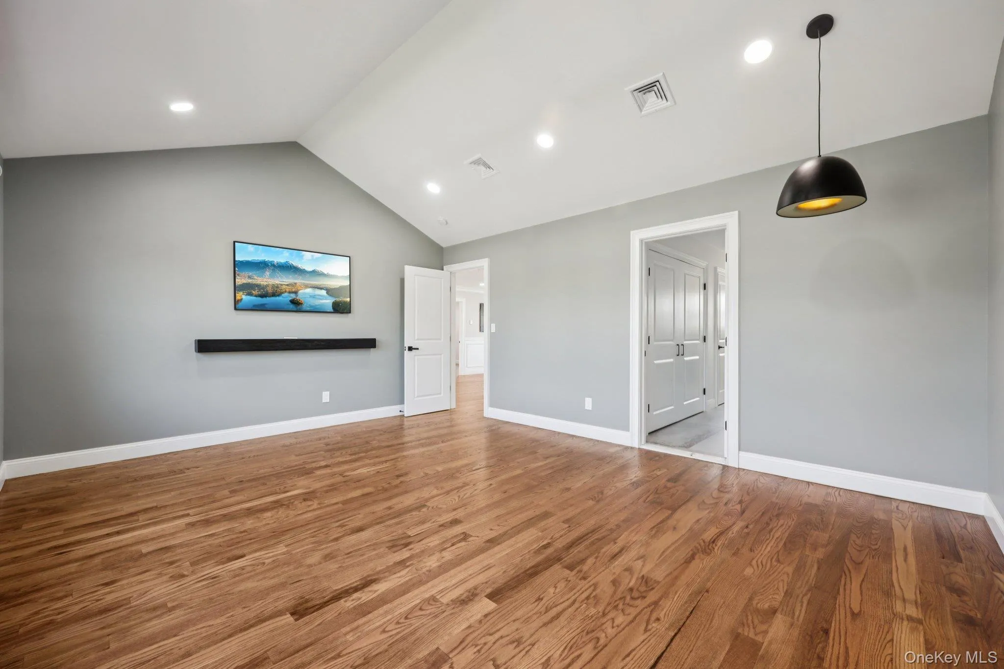129 Tardy Lane, Hempstead, NY, 5 Bedrooms Bedrooms, 9 Rooms Rooms,4 BathroomsBathrooms,Residential,For Rent,Tardy,0,986857 129 Tardy Lane, Hempstead, NY, 5 Bedrooms Bedrooms, 9 Rooms Rooms,4 BathroomsBathrooms,Residential,For Rent,Tardy,0,986857