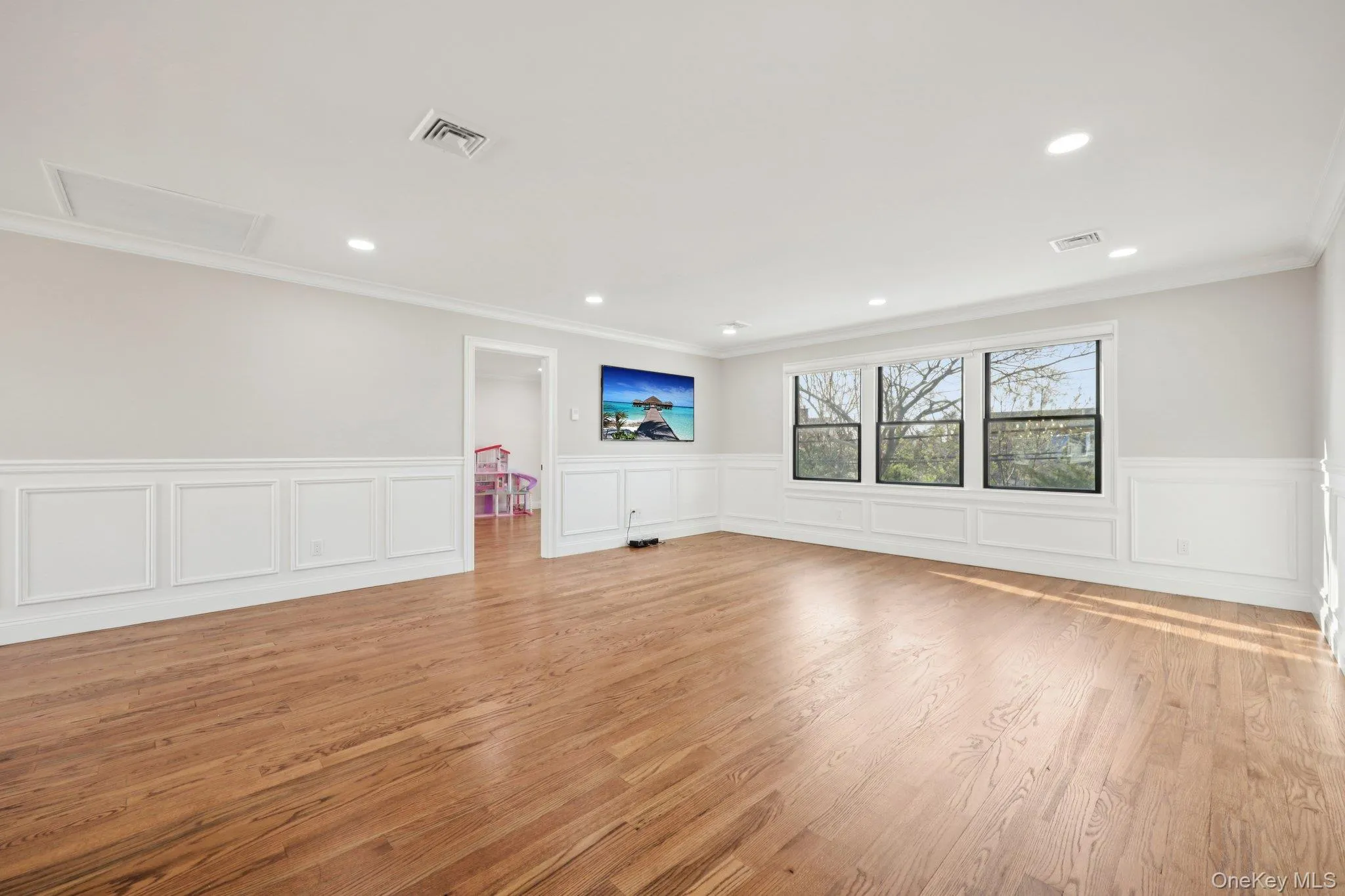 129 Tardy Lane, Hempstead, NY, 5 Bedrooms Bedrooms, 9 Rooms Rooms,4 BathroomsBathrooms,Residential,For Rent,Tardy,0,986857 129 Tardy Lane, Hempstead, NY, 5 Bedrooms Bedrooms, 9 Rooms Rooms,4 BathroomsBathrooms,Residential,For Rent,Tardy,0,986857