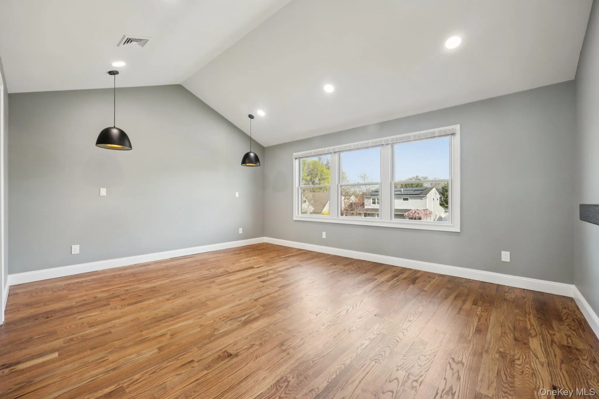 129 Tardy Lane, Hempstead, NY, 5 Bedrooms Bedrooms, 9 Rooms Rooms,4 BathroomsBathrooms,Residential,For Rent,Tardy,0,986857 129 Tardy Lane, Hempstead, NY, 5 Bedrooms Bedrooms, 9 Rooms Rooms,4 BathroomsBathrooms,Residential,For Rent,Tardy,0,986857