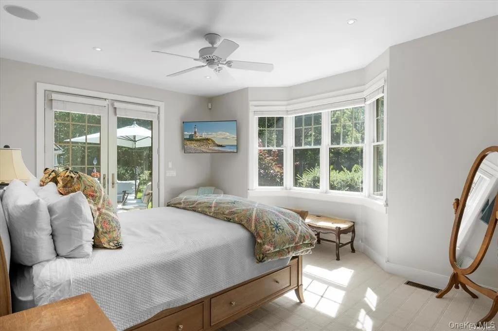 48 Jessup Avenue, Southampton, NY, 3 Bedrooms Bedrooms, 8 Rooms Rooms,3 BathroomsBathrooms,Residential Lease,For Rent,Jessup,0,986861 48 Jessup Avenue, Southampton, NY, 3 Bedrooms Bedrooms, 8 Rooms Rooms,3 BathroomsBathrooms,Residential Lease,For Rent,Jessup,0,986861