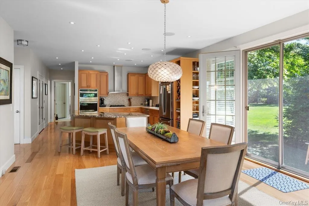 48 Jessup Avenue, Southampton, NY, 3 Bedrooms Bedrooms, 8 Rooms Rooms,3 BathroomsBathrooms,Residential Lease,For Rent,Jessup,0,986861 48 Jessup Avenue, Southampton, NY, 3 Bedrooms Bedrooms, 8 Rooms Rooms,3 BathroomsBathrooms,Residential Lease,For Rent,Jessup,0,986861