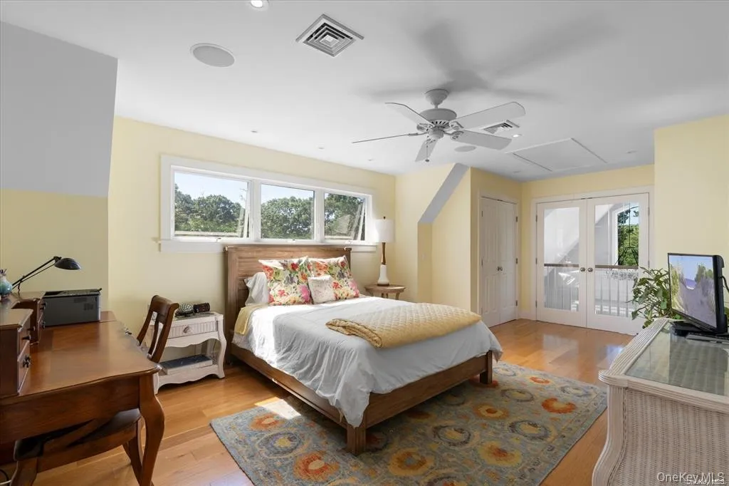 48 Jessup Avenue, Southampton, NY, 3 Bedrooms Bedrooms, 8 Rooms Rooms,3 BathroomsBathrooms,Residential Lease,For Rent,Jessup,0,986861 48 Jessup Avenue, Southampton, NY, 3 Bedrooms Bedrooms, 8 Rooms Rooms,3 BathroomsBathrooms,Residential Lease,For Rent,Jessup,0,986861