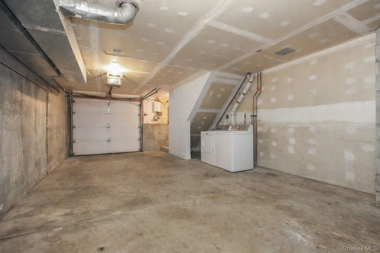 21 Division Street, Greenwich, CT, 4 Bedrooms Bedrooms, 14 Rooms Rooms,2 BathroomsBathrooms,Residential,For Rent,Division,0,986862 21 Division Street, Greenwich, CT, 4 Bedrooms Bedrooms, 14 Rooms Rooms,2 BathroomsBathrooms,Residential,For Rent,Division,0,986862