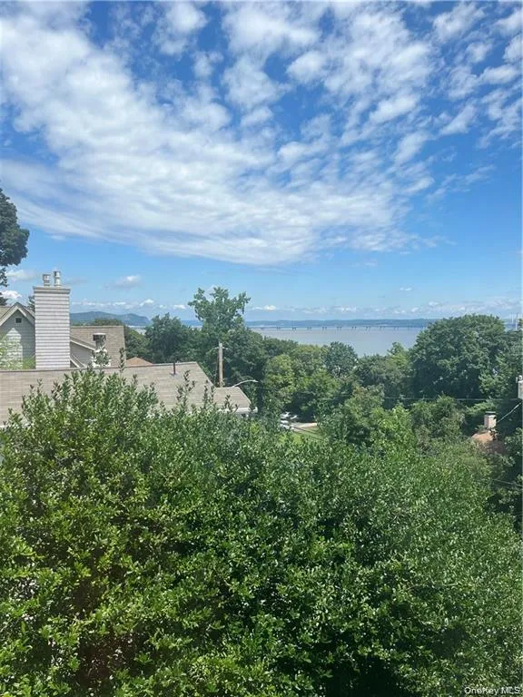 157 Hudson Terrace, Orangetown, NY, 2 Bedrooms Bedrooms, 6 Rooms Rooms,1 BathroomBathrooms,Residential Lease,For Rent,Hudson,0,986867 157 Hudson Terrace, Orangetown, NY, 2 Bedrooms Bedrooms, 6 Rooms Rooms,1 BathroomBathrooms,Residential Lease,For Rent,Hudson,0,986867