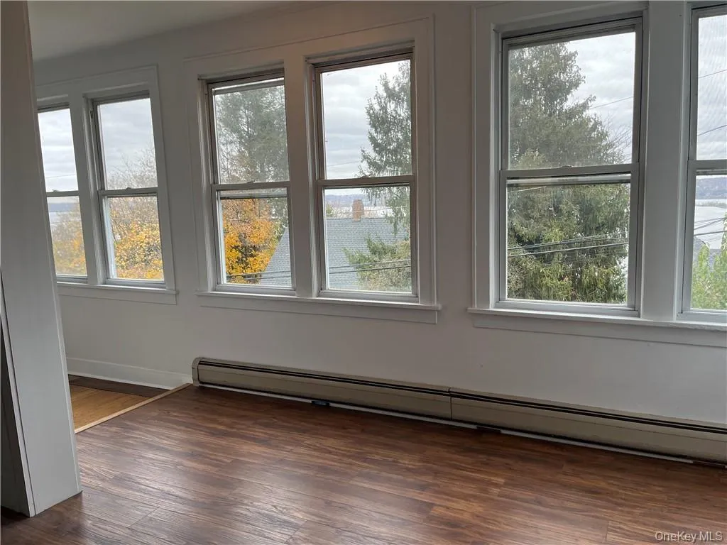 157 Hudson Terrace, Orangetown, NY, 2 Bedrooms Bedrooms, 6 Rooms Rooms,1 BathroomBathrooms,Residential Lease,For Rent,Hudson,0,986867 157 Hudson Terrace, Orangetown, NY, 2 Bedrooms Bedrooms, 6 Rooms Rooms,1 BathroomBathrooms,Residential Lease,For Rent,Hudson,0,986867