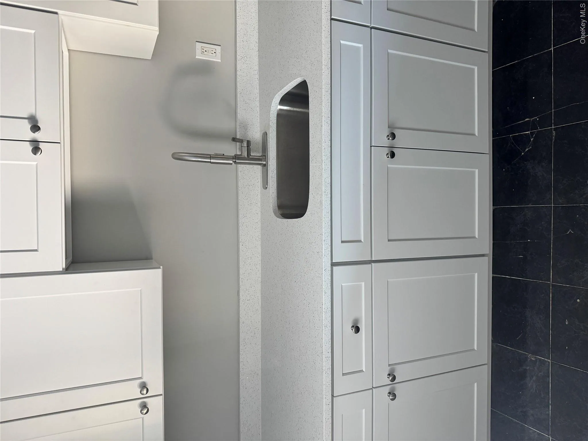 114-25 Bedell Street, New York, NY, 3 Bedrooms Bedrooms, 6 Rooms Rooms,1 BathroomBathrooms,Residential Lease,For Rent,Bedell,0,986871 114-25 Bedell Street, New York, NY, 3 Bedrooms Bedrooms, 6 Rooms Rooms,1 BathroomBathrooms,Residential Lease,For Rent,Bedell,0,986871