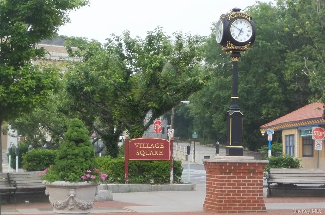 Steps away from the Tuckahoe Train Station - a quick and simple 28 minute commute to NYC. Steps away from the Tuckahoe Train Station - a quick and simple 28 minute commute to NYC.