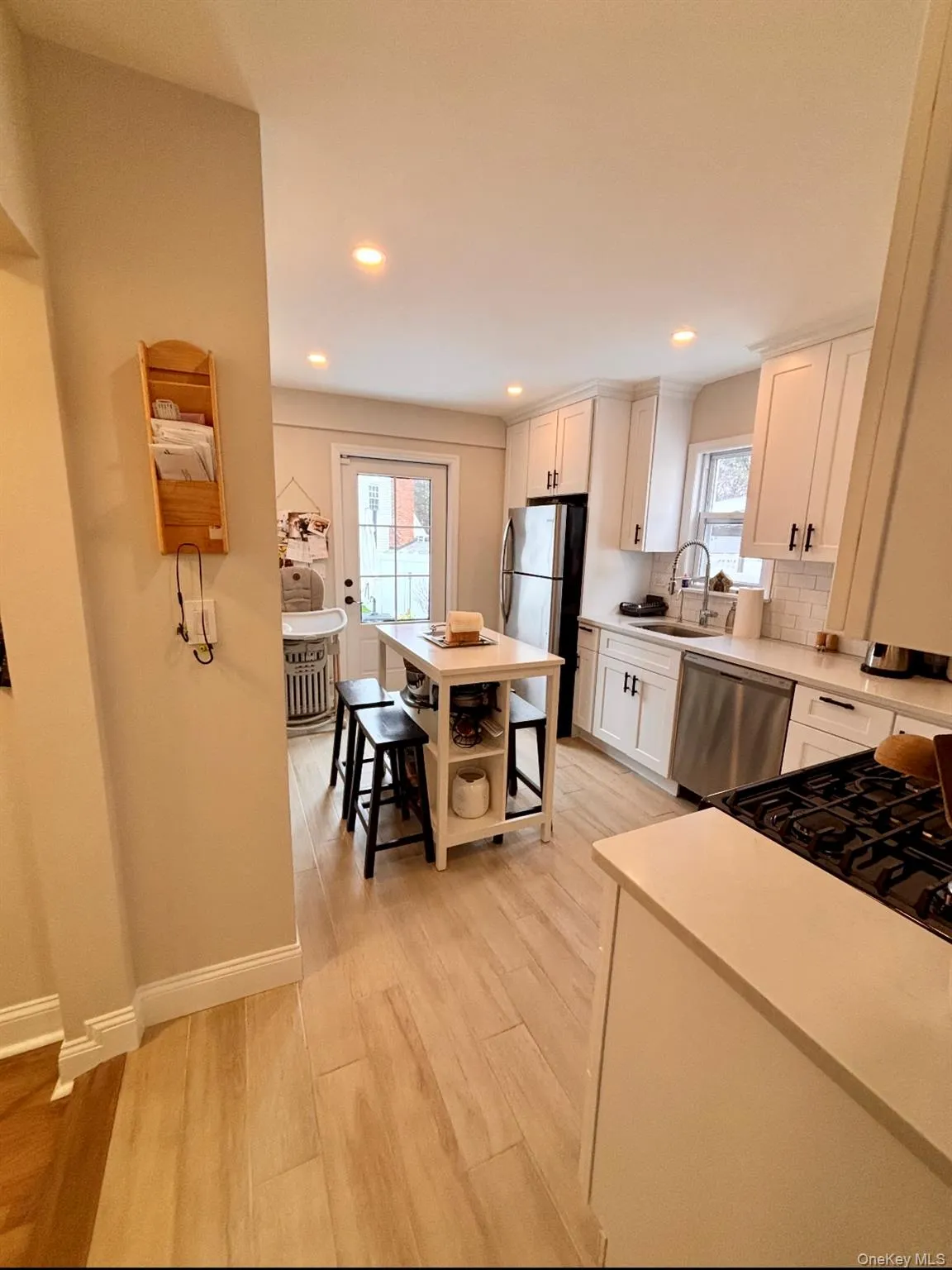 201-07 23rd Avenue, New York, NY, 3 Bedrooms Bedrooms, 6 Rooms Rooms,2 BathroomsBathrooms,Residential Lease,For Rent,23rd,0,986886 201-07 23rd Avenue, New York, NY, 3 Bedrooms Bedrooms, 6 Rooms Rooms,2 BathroomsBathrooms,Residential Lease,For Rent,23rd,0,986886