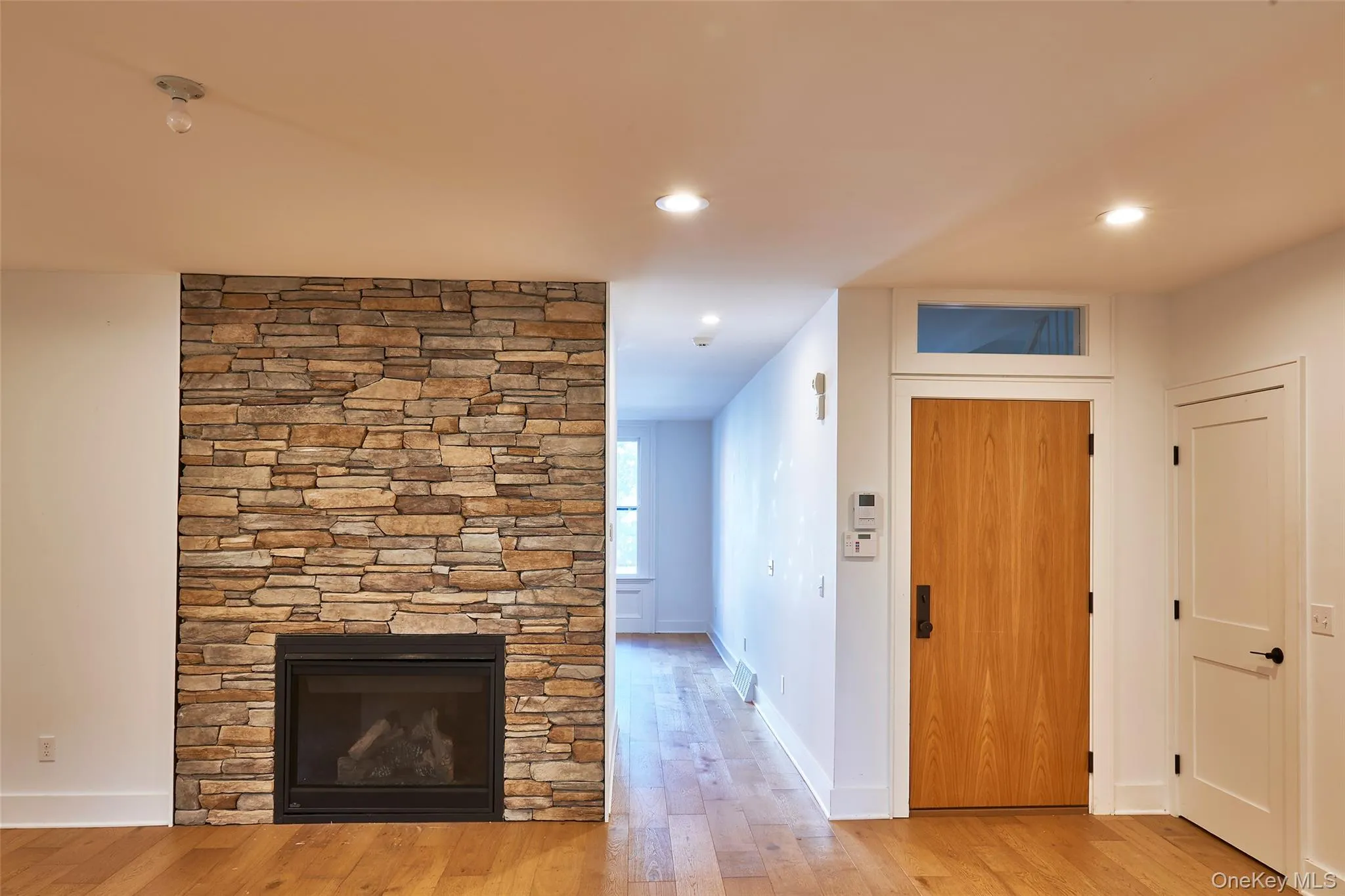 125 Warren Street, Hudson, NY, 3 Bedrooms Bedrooms, 8 Rooms Rooms,4 BathroomsBathrooms,Residential,For Rent,Warren,0,986902 125 Warren Street, Hudson, NY, 3 Bedrooms Bedrooms, 8 Rooms Rooms,4 BathroomsBathrooms,Residential,For Rent,Warren,0,986902