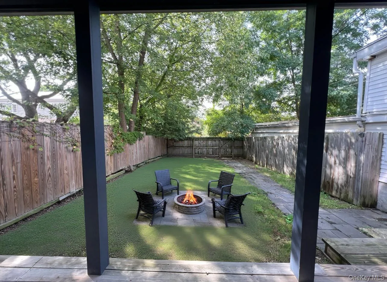 125 Warren Street, Hudson, NY, 3 Bedrooms Bedrooms, 8 Rooms Rooms,4 BathroomsBathrooms,Residential,For Rent,Warren,0,986902 125 Warren Street, Hudson, NY, 3 Bedrooms Bedrooms, 8 Rooms Rooms,4 BathroomsBathrooms,Residential,For Rent,Warren,0,986902