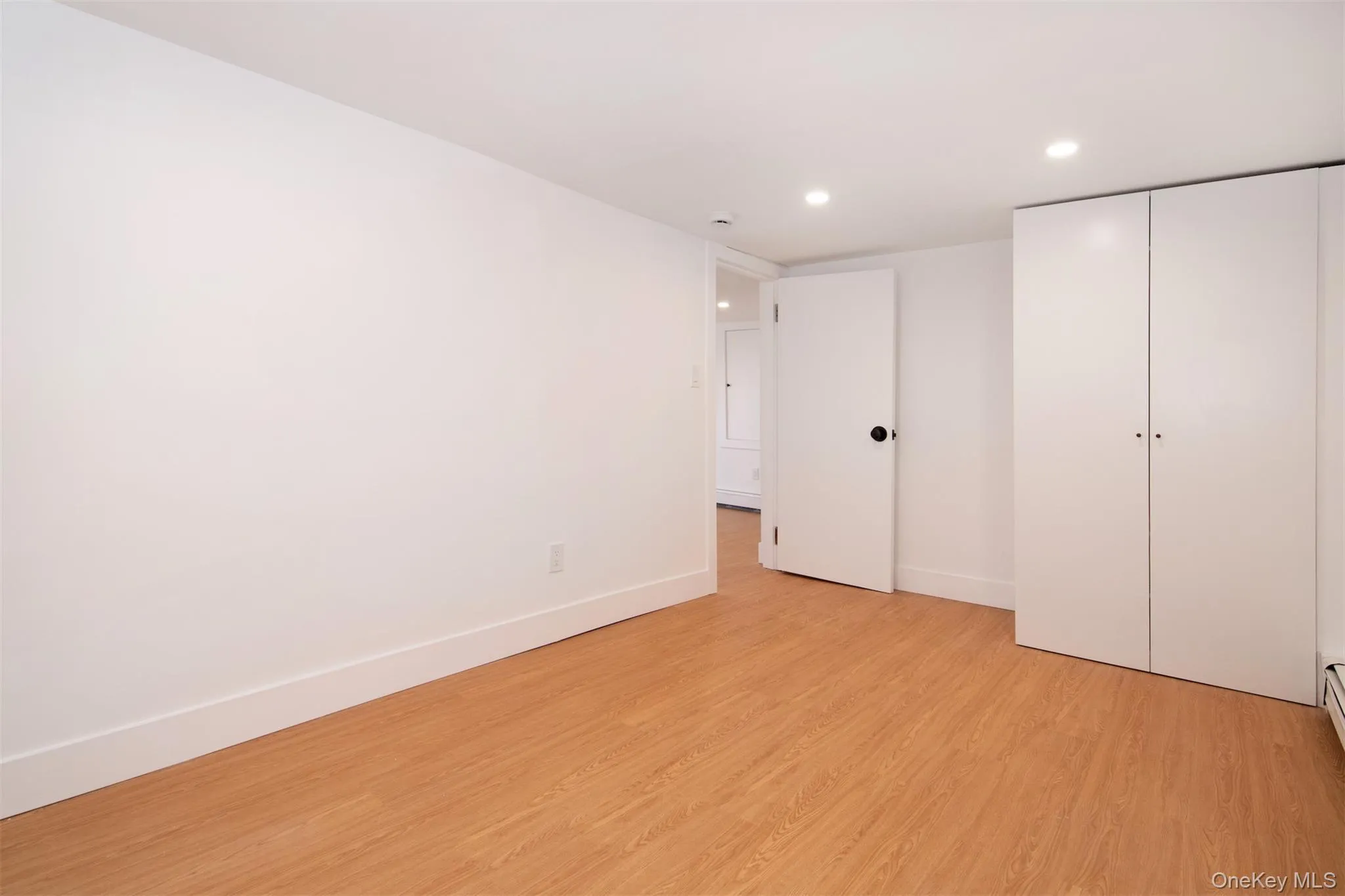 9 Buckhout Street, Greenburgh, NY, 2 Bedrooms Bedrooms, 4 Rooms Rooms,1 BathroomBathrooms,Residential Lease,For Rent,Buckhout,0,986903 9 Buckhout Street, Greenburgh, NY, 2 Bedrooms Bedrooms, 4 Rooms Rooms,1 BathroomBathrooms,Residential Lease,For Rent,Buckhout,0,986903