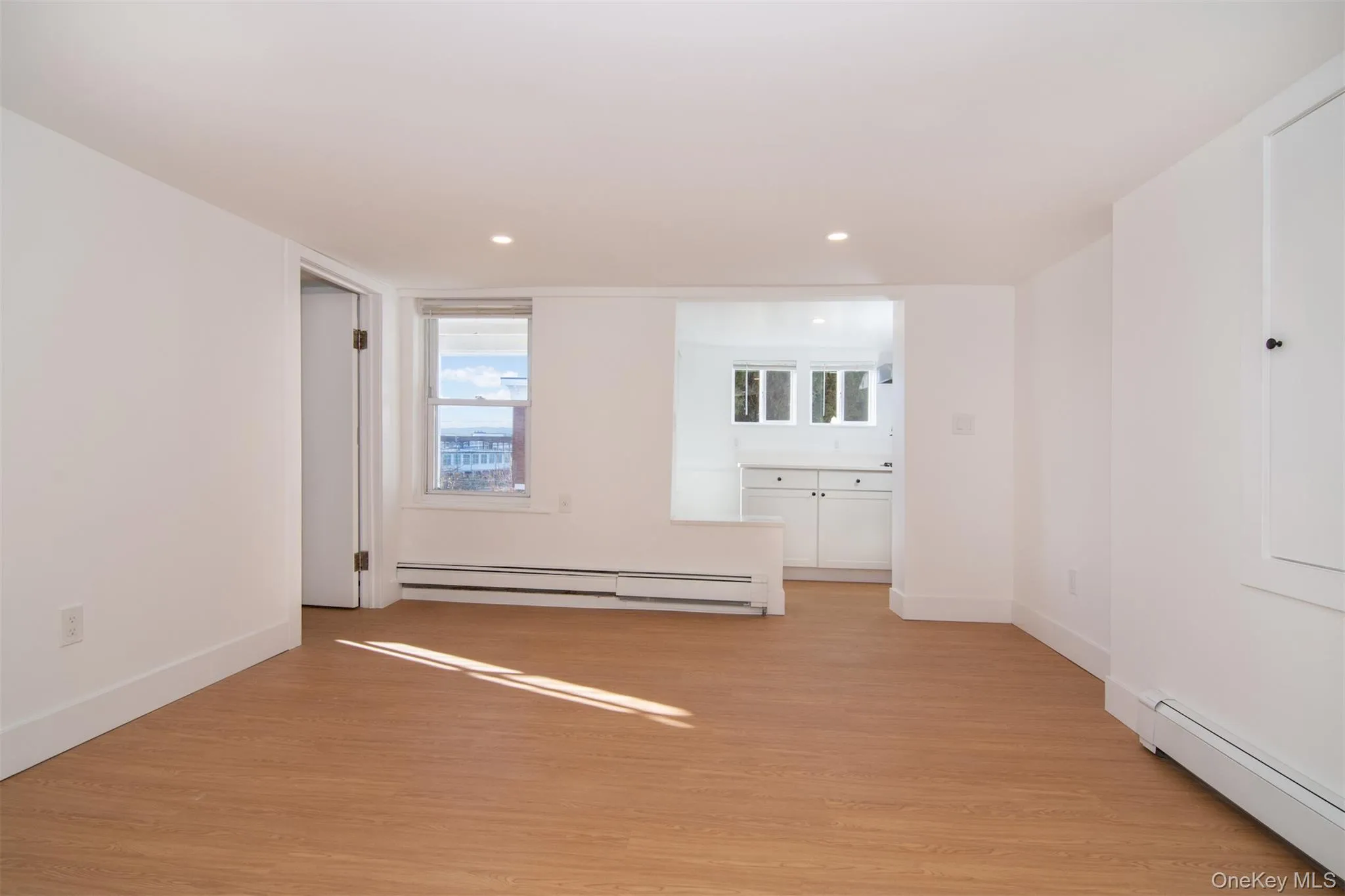 9 Buckhout Street, Greenburgh, NY, 2 Bedrooms Bedrooms, 4 Rooms Rooms,1 BathroomBathrooms,Residential Lease,For Rent,Buckhout,0,986903 9 Buckhout Street, Greenburgh, NY, 2 Bedrooms Bedrooms, 4 Rooms Rooms,1 BathroomBathrooms,Residential Lease,For Rent,Buckhout,0,986903