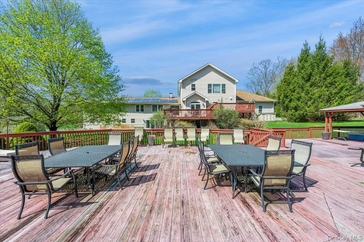 244 Smith Road, Union Vale, NY, 5 Bedrooms Bedrooms, 12 Rooms Rooms,5 BathroomsBathrooms,Residential,For Rent,Smith,0,986904 244 Smith Road, Union Vale, NY, 5 Bedrooms Bedrooms, 12 Rooms Rooms,5 BathroomsBathrooms,Residential,For Rent,Smith,0,986904