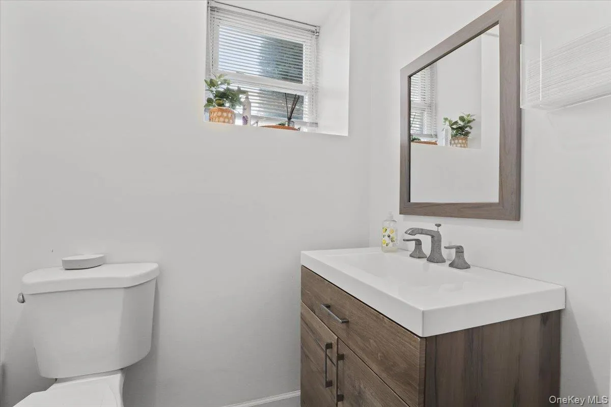 7A Dunwoodie Street, Eastchester, NY, ,Commercial Lease,For Rent,Dunwoodie,0,986906 7A Dunwoodie Street, Eastchester, NY, ,Commercial Lease,For Rent,Dunwoodie,0,986906