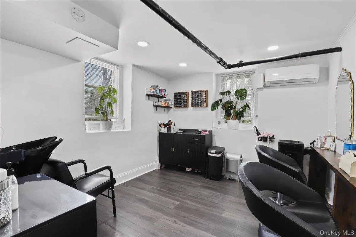 7A Dunwoodie Street, Eastchester, NY, ,Commercial Lease,For Rent,Dunwoodie,0,986906 7A Dunwoodie Street, Eastchester, NY, ,Commercial Lease,For Rent,Dunwoodie,0,986906