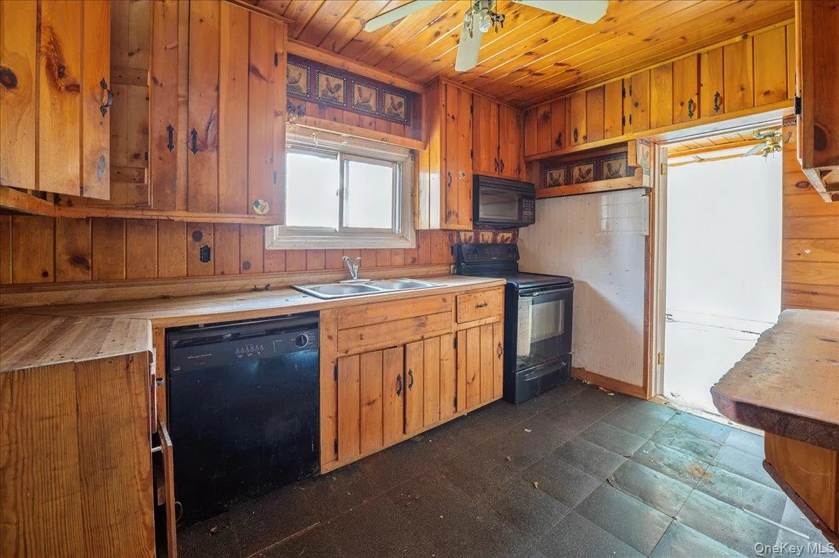 280 Route 217, Claverack, NY, 2 Bedrooms Bedrooms, 5 Rooms Rooms,1 BathroomBathrooms,Residential,For Rent,Route 217,0,986915 280 Route 217, Claverack, NY, 2 Bedrooms Bedrooms, 5 Rooms Rooms,1 BathroomBathrooms,Residential,For Rent,Route 217,0,986915