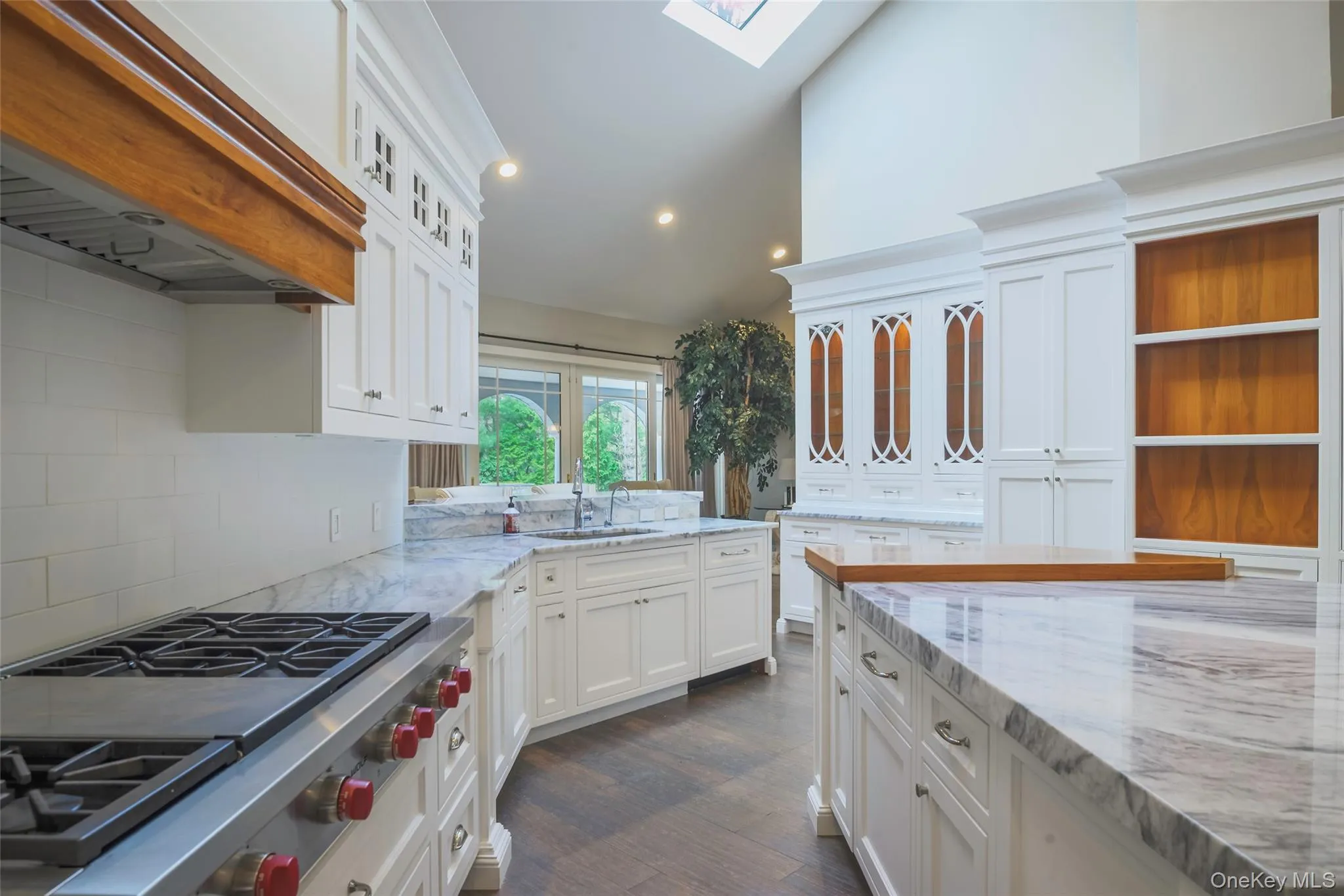 1095 Pine Valley Road, Oyster Bay, NY, 6 Bedrooms Bedrooms, 11 Rooms Rooms,5 BathroomsBathrooms,Residential,For Rent,Pine Valley,0,986963 1095 Pine Valley Road, Oyster Bay, NY, 6 Bedrooms Bedrooms, 11 Rooms Rooms,5 BathroomsBathrooms,Residential,For Rent,Pine Valley,0,986963