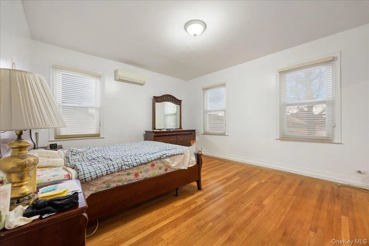 Bedroom Bedroom