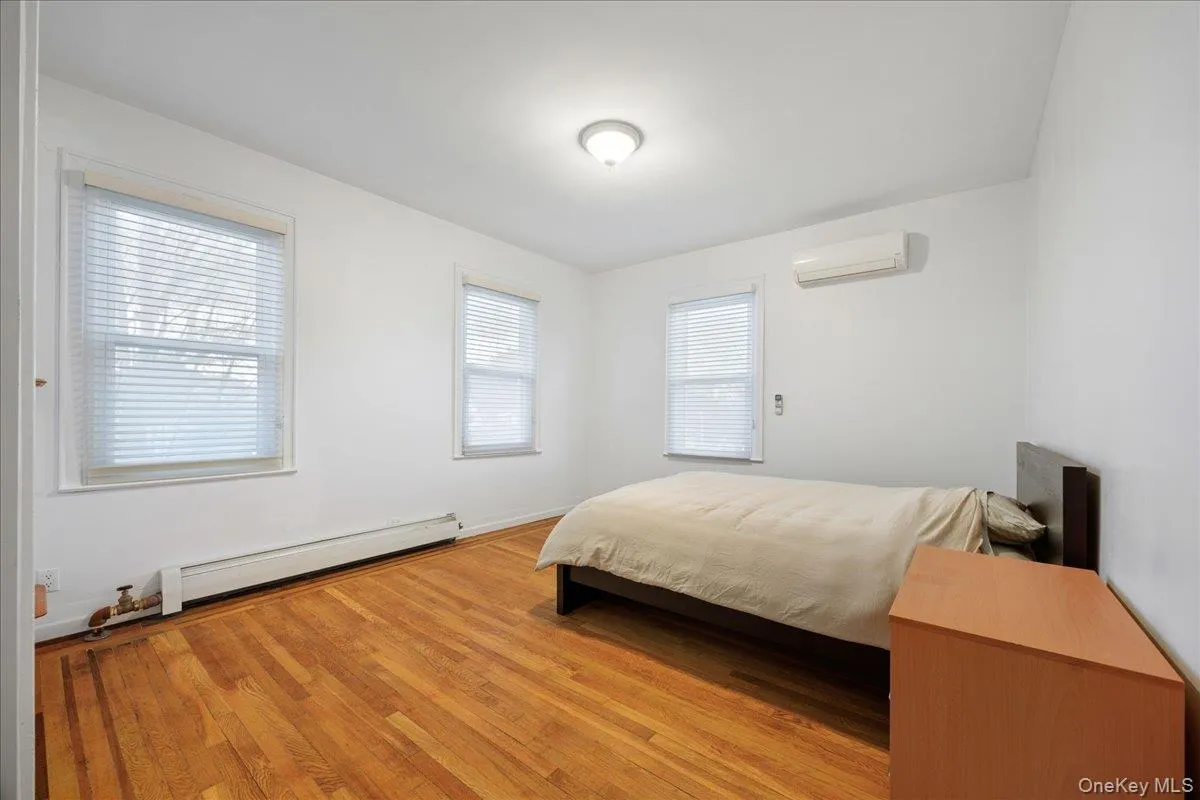 Bedroom Bedroom