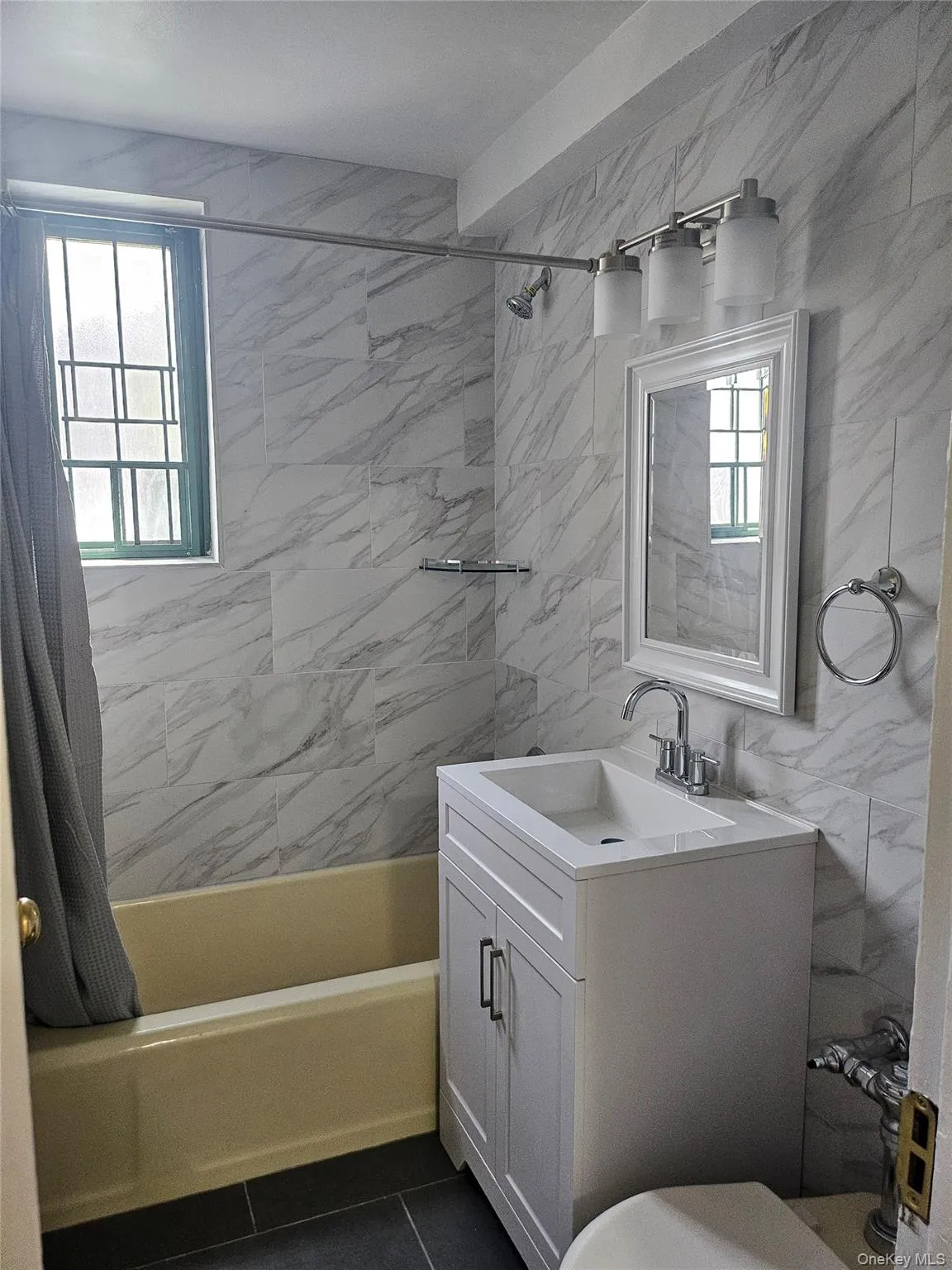 1705 Purdy Street, New York, NY, 3 Bedrooms Bedrooms, 6 Rooms Rooms,1 BathroomBathrooms,Residential,For Rent,Purdy,0,986975 1705 Purdy Street, New York, NY, 3 Bedrooms Bedrooms, 6 Rooms Rooms,1 BathroomBathrooms,Residential,For Rent,Purdy,0,986975