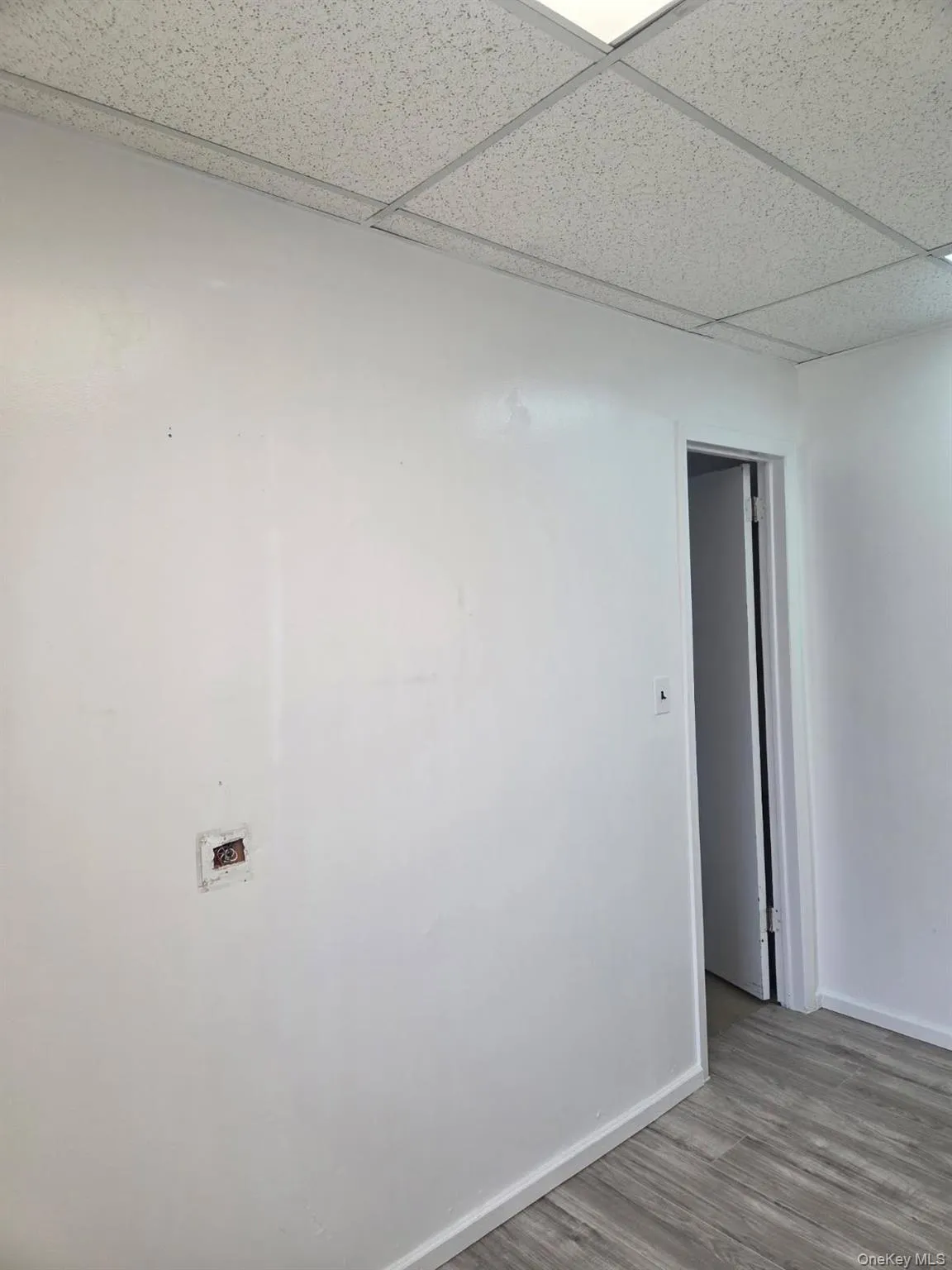 631 Montauk Highway, Islip, NY, ,Commercial Lease,For Rent,Montauk,0,986976 631 Montauk Highway, Islip, NY, ,Commercial Lease,For Rent,Montauk,0,986976