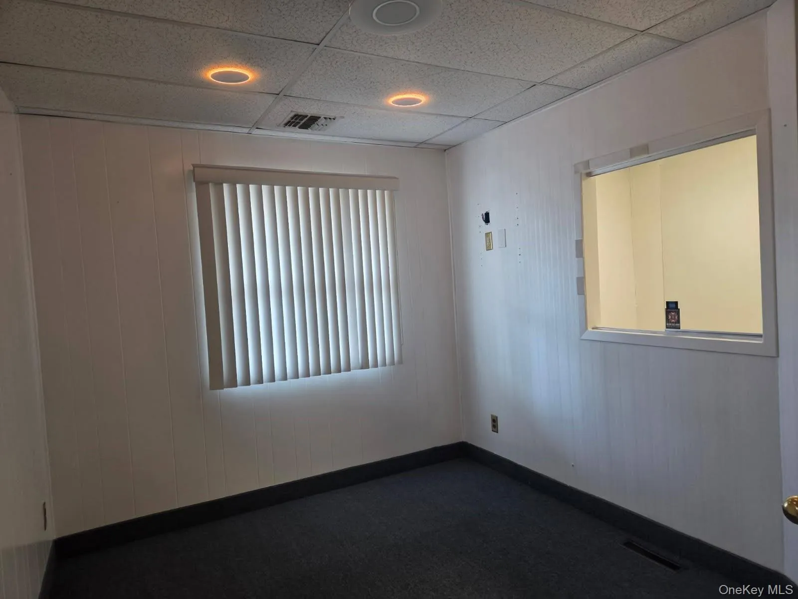 631 Montauk Highway, Islip, NY, ,Commercial Lease,For Rent,Montauk,0,986976 631 Montauk Highway, Islip, NY, ,Commercial Lease,For Rent,Montauk,0,986976