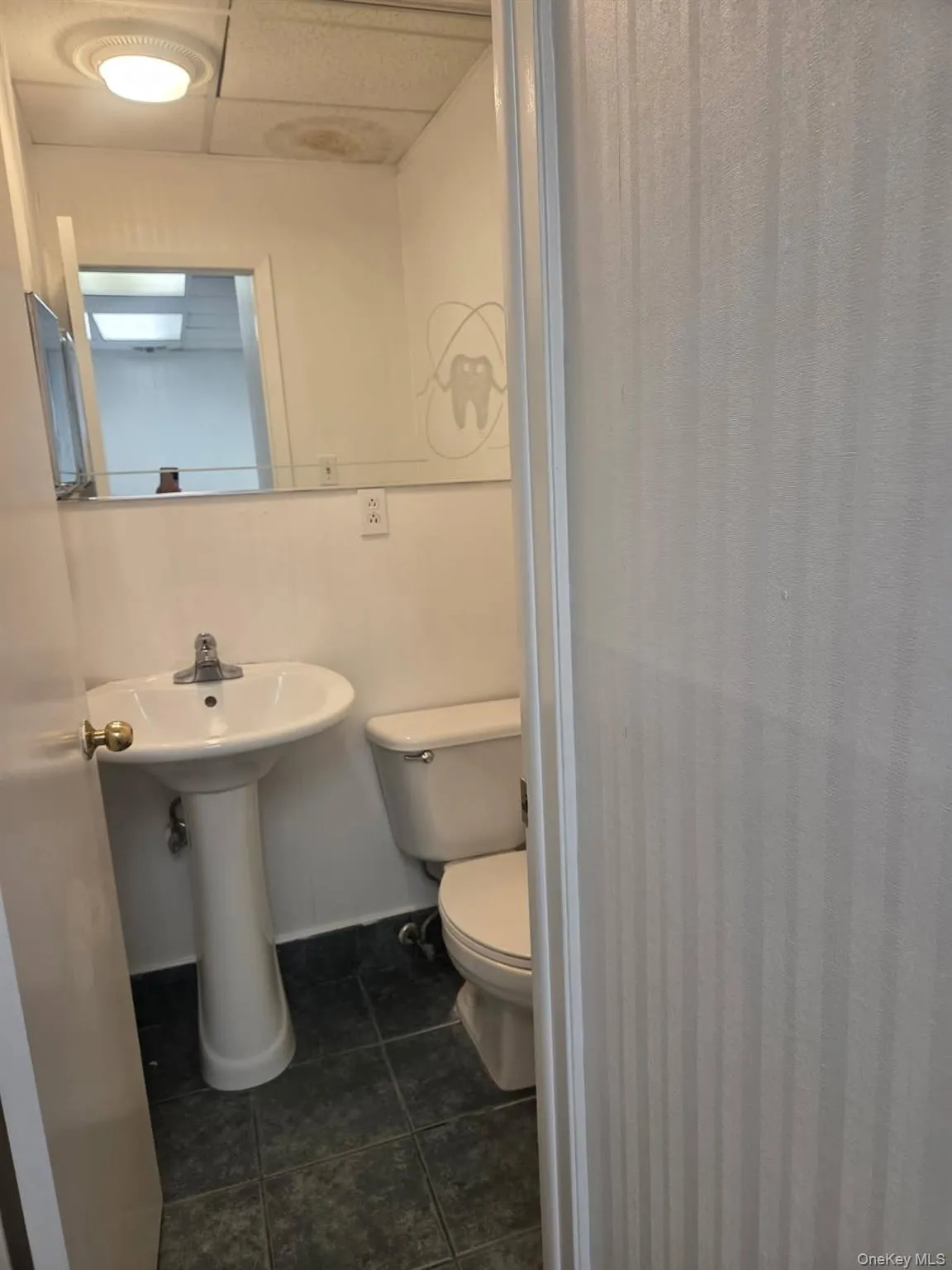 631 Montauk Highway, Islip, NY, ,Commercial Lease,For Rent,Montauk,0,986976 631 Montauk Highway, Islip, NY, ,Commercial Lease,For Rent,Montauk,0,986976