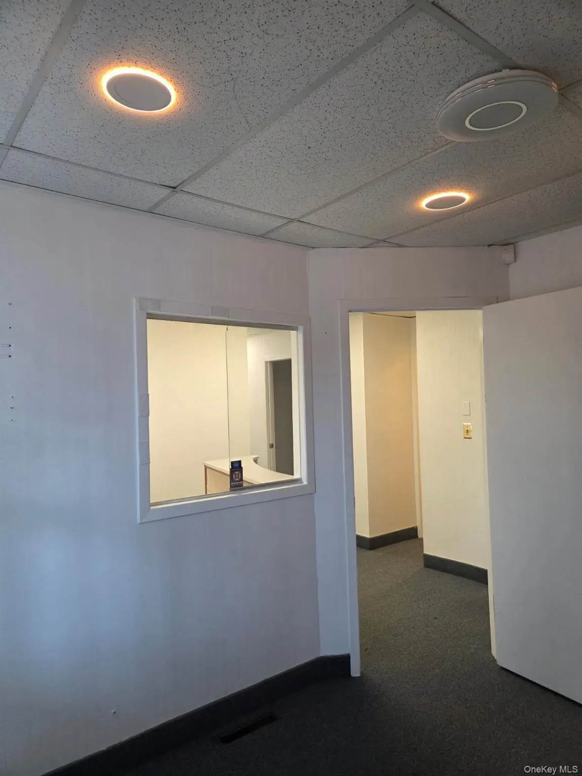 631 Montauk Highway, Islip, NY, ,Commercial Lease,For Rent,Montauk,0,986976 631 Montauk Highway, Islip, NY, ,Commercial Lease,For Rent,Montauk,0,986976