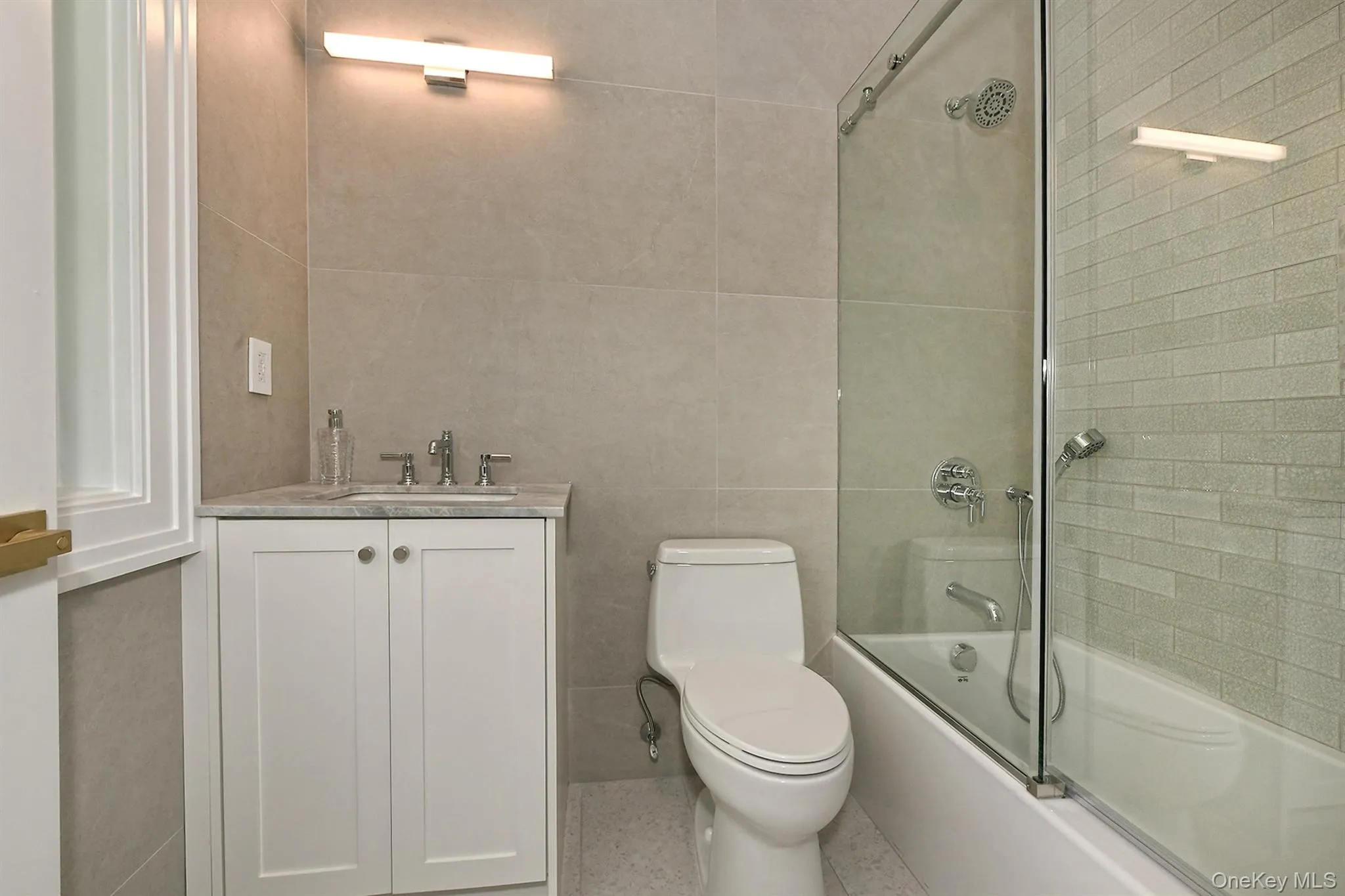 20 Knollwood Road, Oyster Bay, NY, 6 Bedrooms Bedrooms, 10 Rooms Rooms,7 BathroomsBathrooms,Residential,For Rent,Knollwood,0,986988 20 Knollwood Road, Oyster Bay, NY, 6 Bedrooms Bedrooms, 10 Rooms Rooms,7 BathroomsBathrooms,Residential,For Rent,Knollwood,0,986988