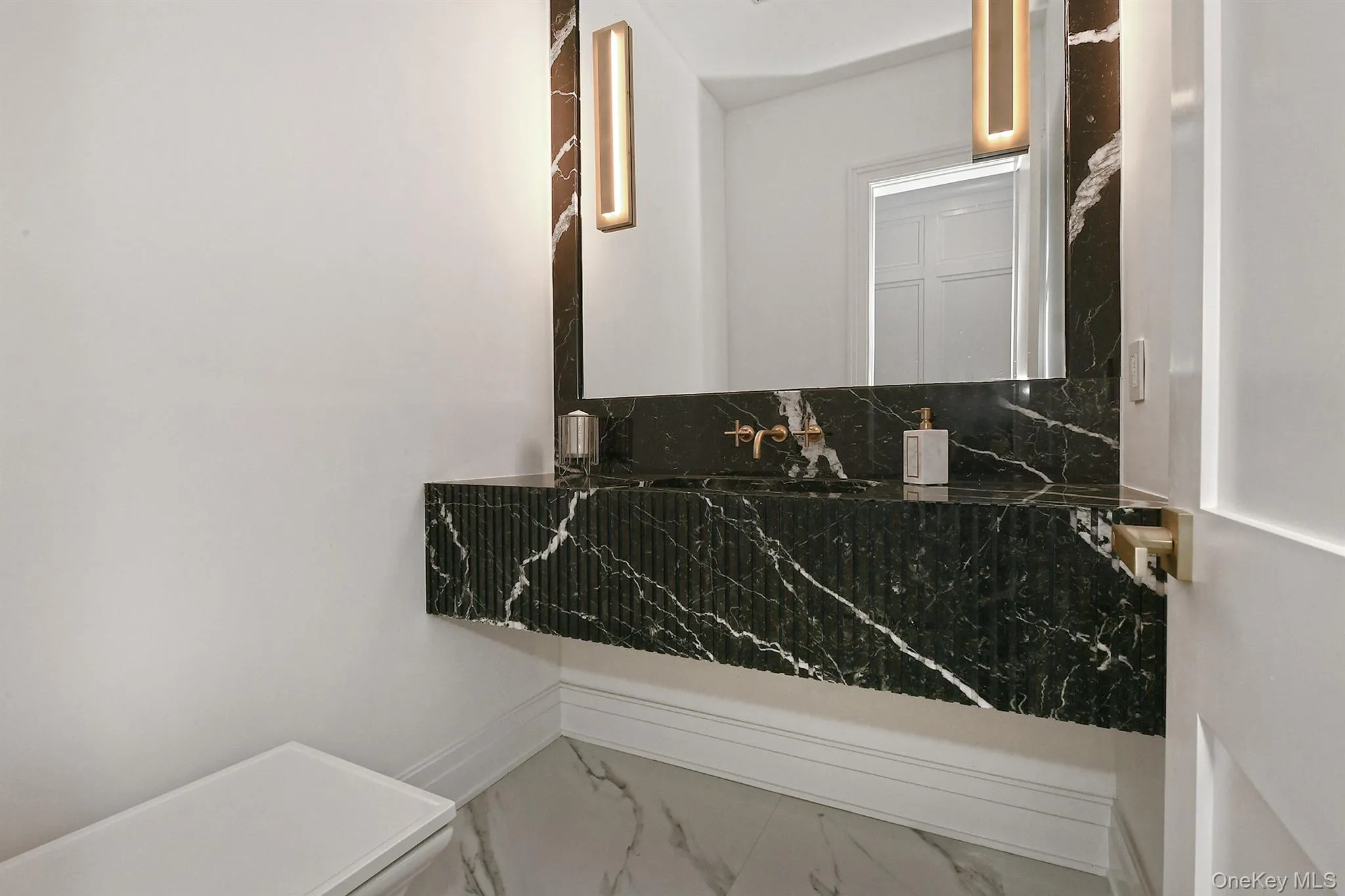 20 Knollwood Road, Oyster Bay, NY, 6 Bedrooms Bedrooms, 10 Rooms Rooms,7 BathroomsBathrooms,Residential,For Rent,Knollwood,0,986988 20 Knollwood Road, Oyster Bay, NY, 6 Bedrooms Bedrooms, 10 Rooms Rooms,7 BathroomsBathrooms,Residential,For Rent,Knollwood,0,986988