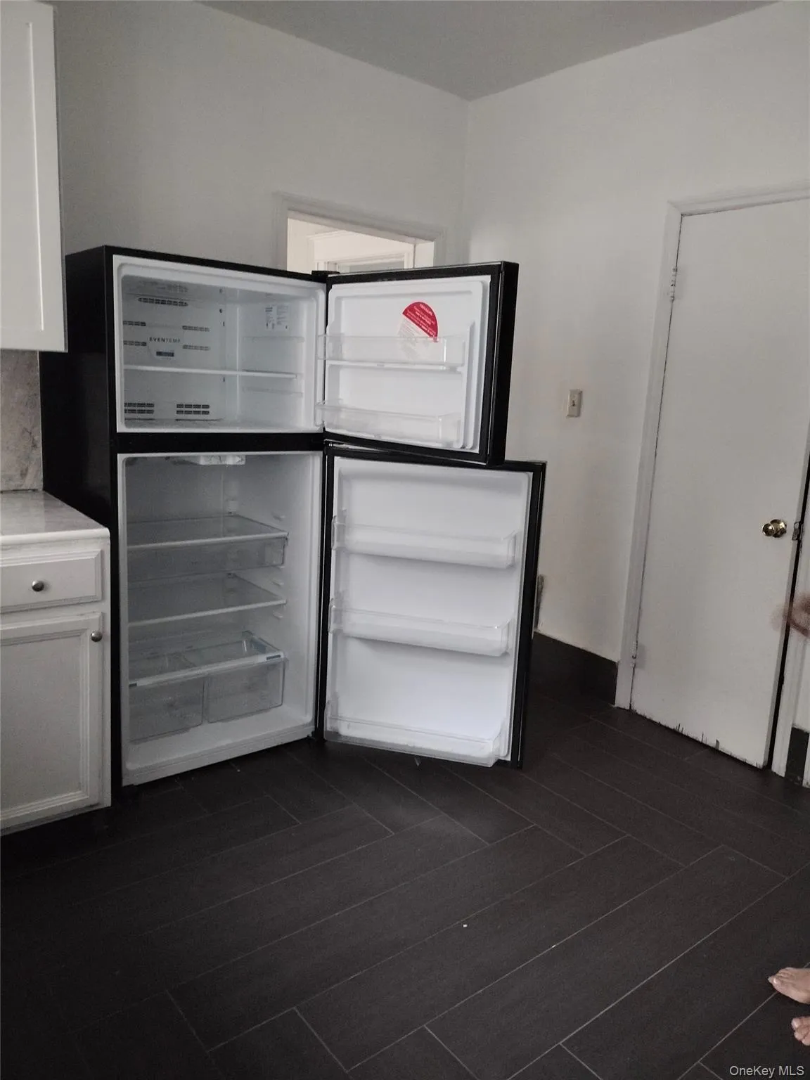 15 Hoffman Avenue, Poughkeepsie, NY, 3 Bedrooms Bedrooms, 5 Rooms Rooms,1 BathroomBathrooms,Residential Lease,For Rent,Hoffman,0,986994 15 Hoffman Avenue, Poughkeepsie, NY, 3 Bedrooms Bedrooms, 5 Rooms Rooms,1 BathroomBathrooms,Residential Lease,For Rent,Hoffman,0,986994