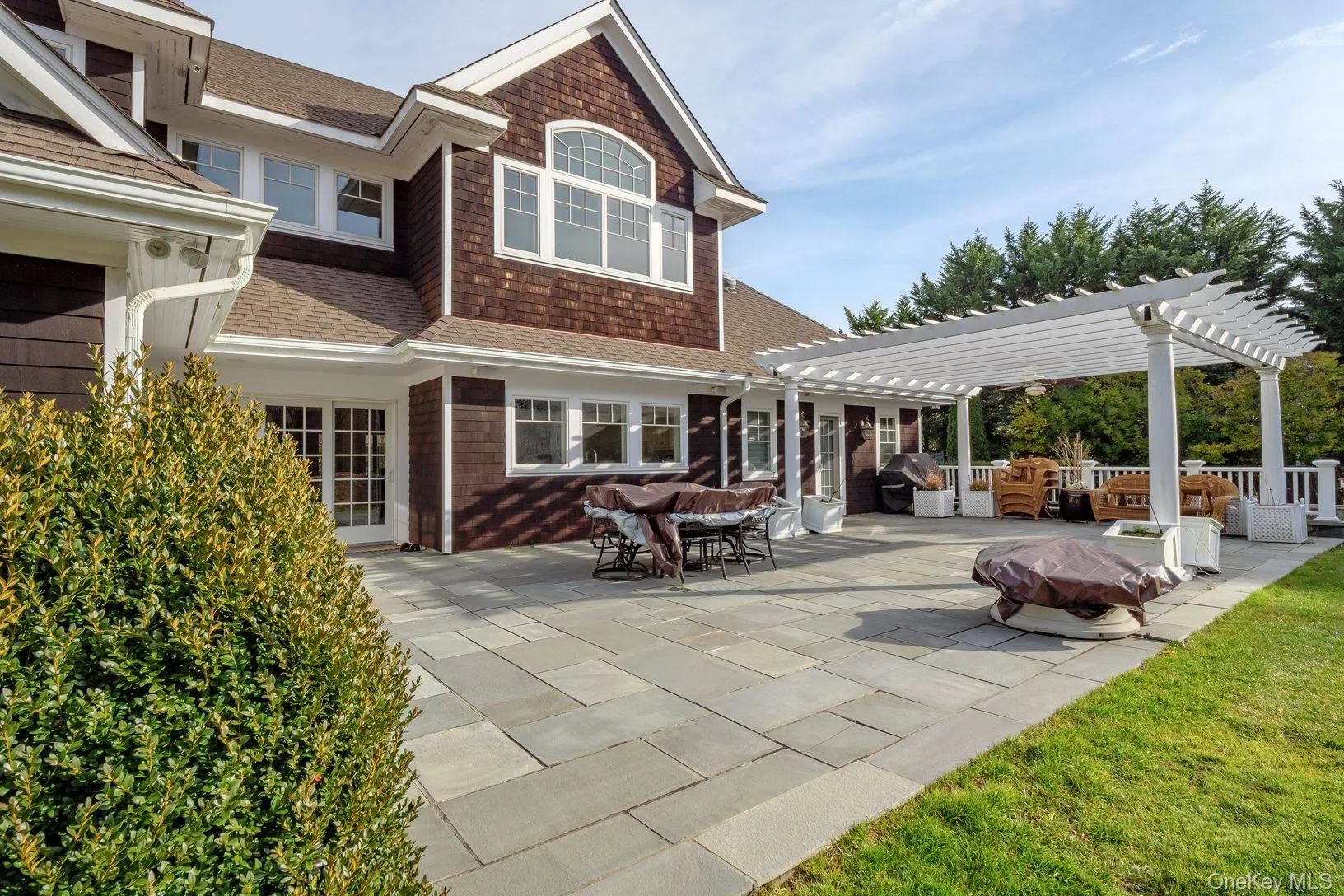 30 Post Fields Lane, Southampton, NY, 5 Bedrooms Bedrooms, 12 Rooms Rooms,6 BathroomsBathrooms,Residential,For Rent,Post Fields,0,KEY986997 30 Post Fields Lane, Southampton, NY, 5 Bedrooms Bedrooms, 12 Rooms Rooms,6 BathroomsBathrooms,Residential,For Rent,Post Fields,0,KEY986997