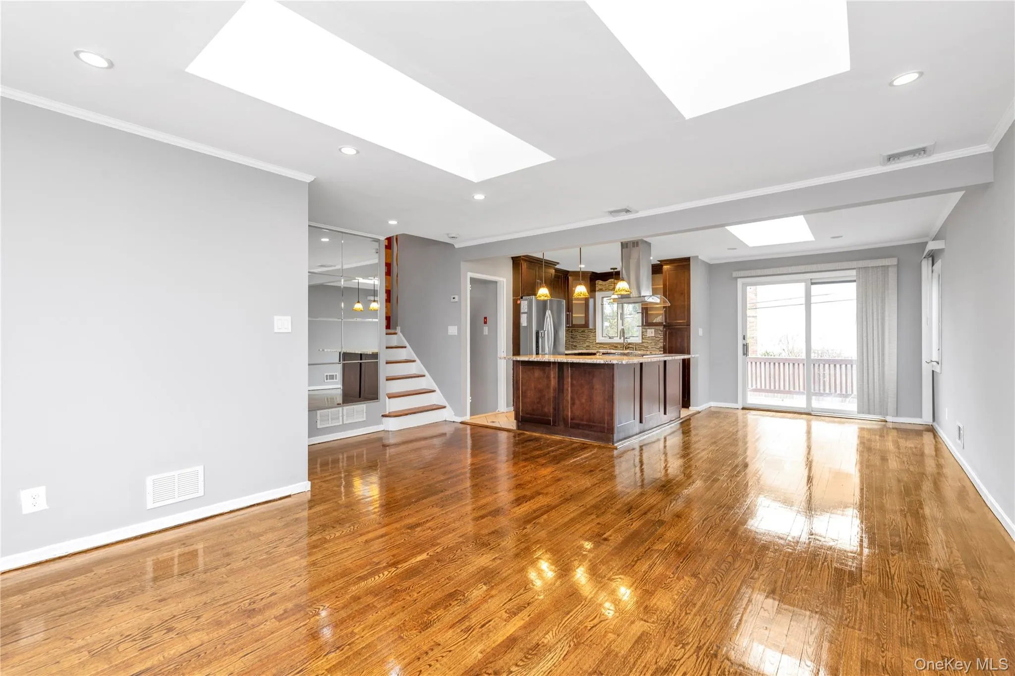 5 Glenbrook Road, Oyster Bay, NY, 4 Bedrooms Bedrooms, 9 Rooms Rooms,2 BathroomsBathrooms,Residential Lease,For Rent,Glenbrook,0,987014 5 Glenbrook Road, Oyster Bay, NY, 4 Bedrooms Bedrooms, 9 Rooms Rooms,2 BathroomsBathrooms,Residential Lease,For Rent,Glenbrook,0,987014