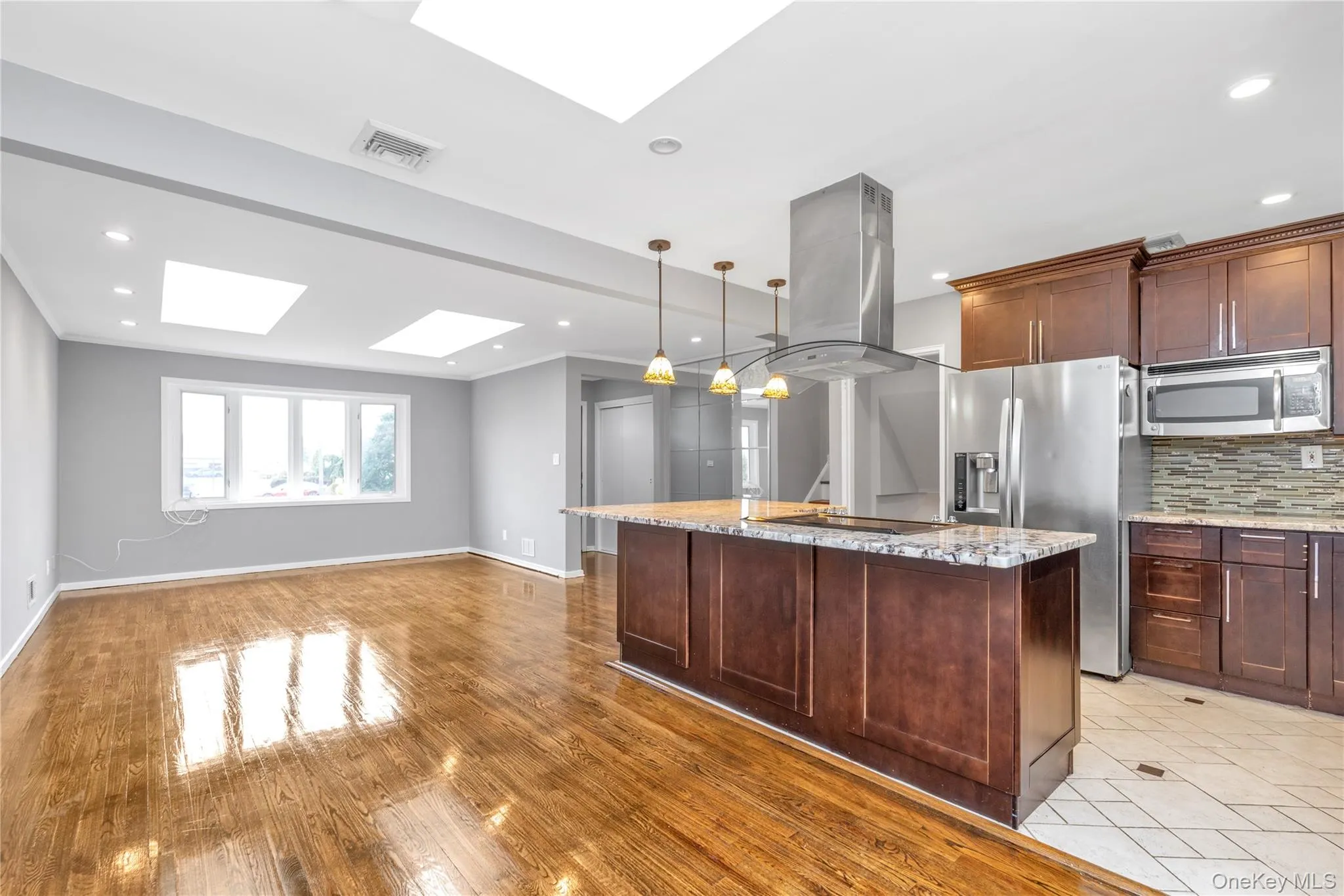 5 Glenbrook Road, Oyster Bay, NY, 4 Bedrooms Bedrooms, 9 Rooms Rooms,2 BathroomsBathrooms,Residential Lease,For Rent,Glenbrook,0,987014 5 Glenbrook Road, Oyster Bay, NY, 4 Bedrooms Bedrooms, 9 Rooms Rooms,2 BathroomsBathrooms,Residential Lease,For Rent,Glenbrook,0,987014