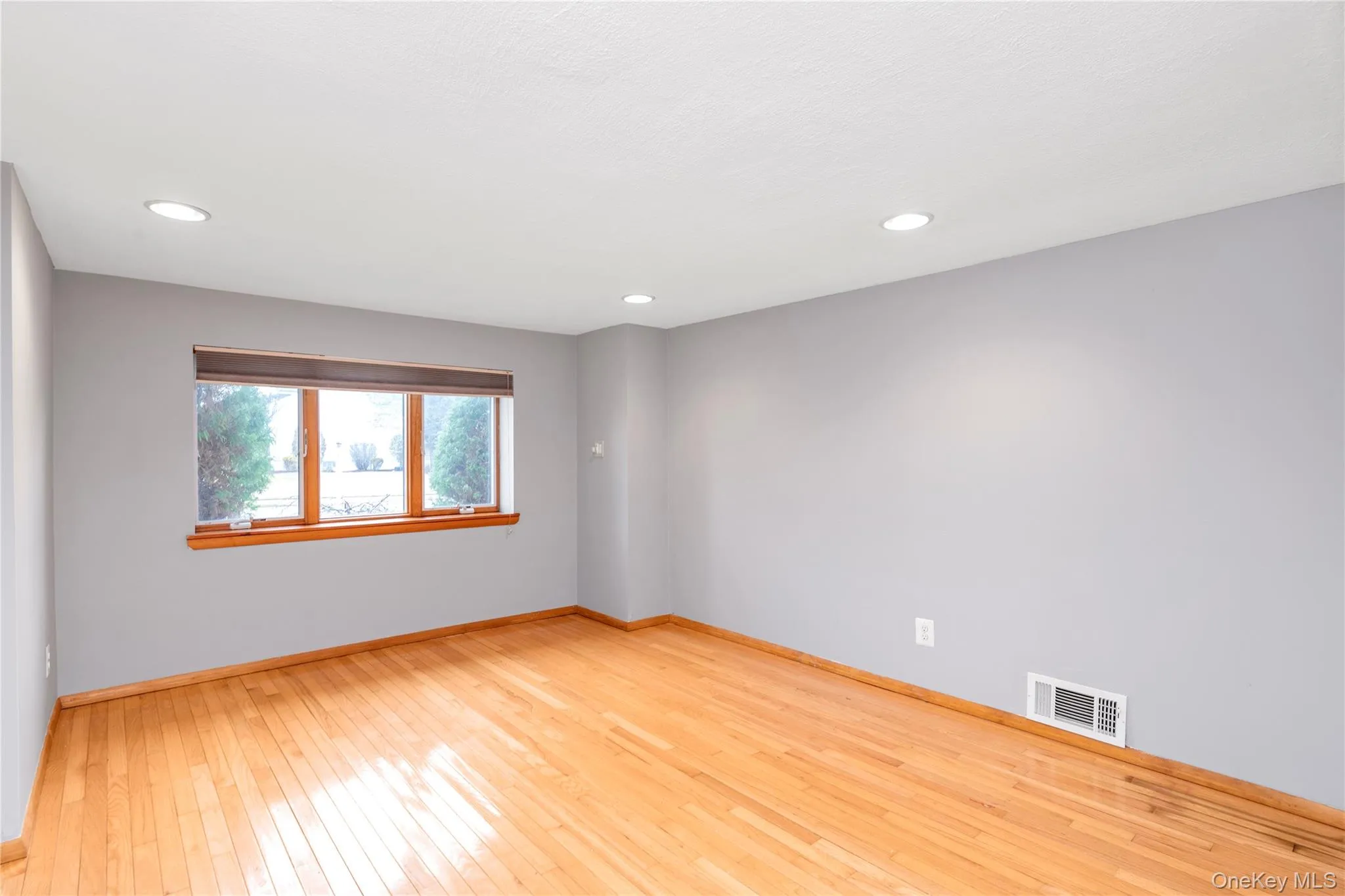 5 Glenbrook Road, Oyster Bay, NY, 4 Bedrooms Bedrooms, 9 Rooms Rooms,2 BathroomsBathrooms,Residential Lease,For Rent,Glenbrook,0,987014 5 Glenbrook Road, Oyster Bay, NY, 4 Bedrooms Bedrooms, 9 Rooms Rooms,2 BathroomsBathrooms,Residential Lease,For Rent,Glenbrook,0,987014